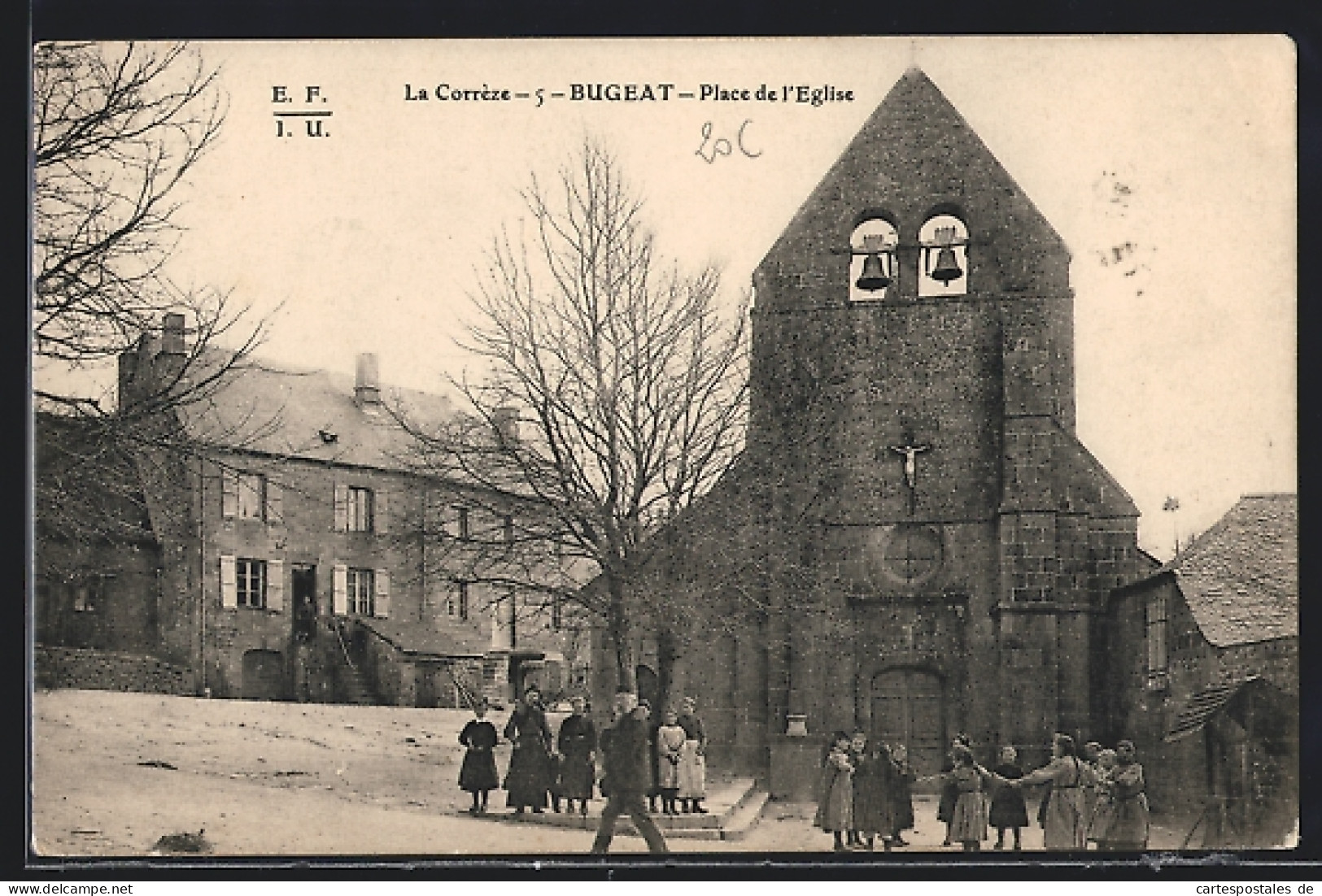 CPA Bugeat, Place De L`Eglise  - Other & Unclassified