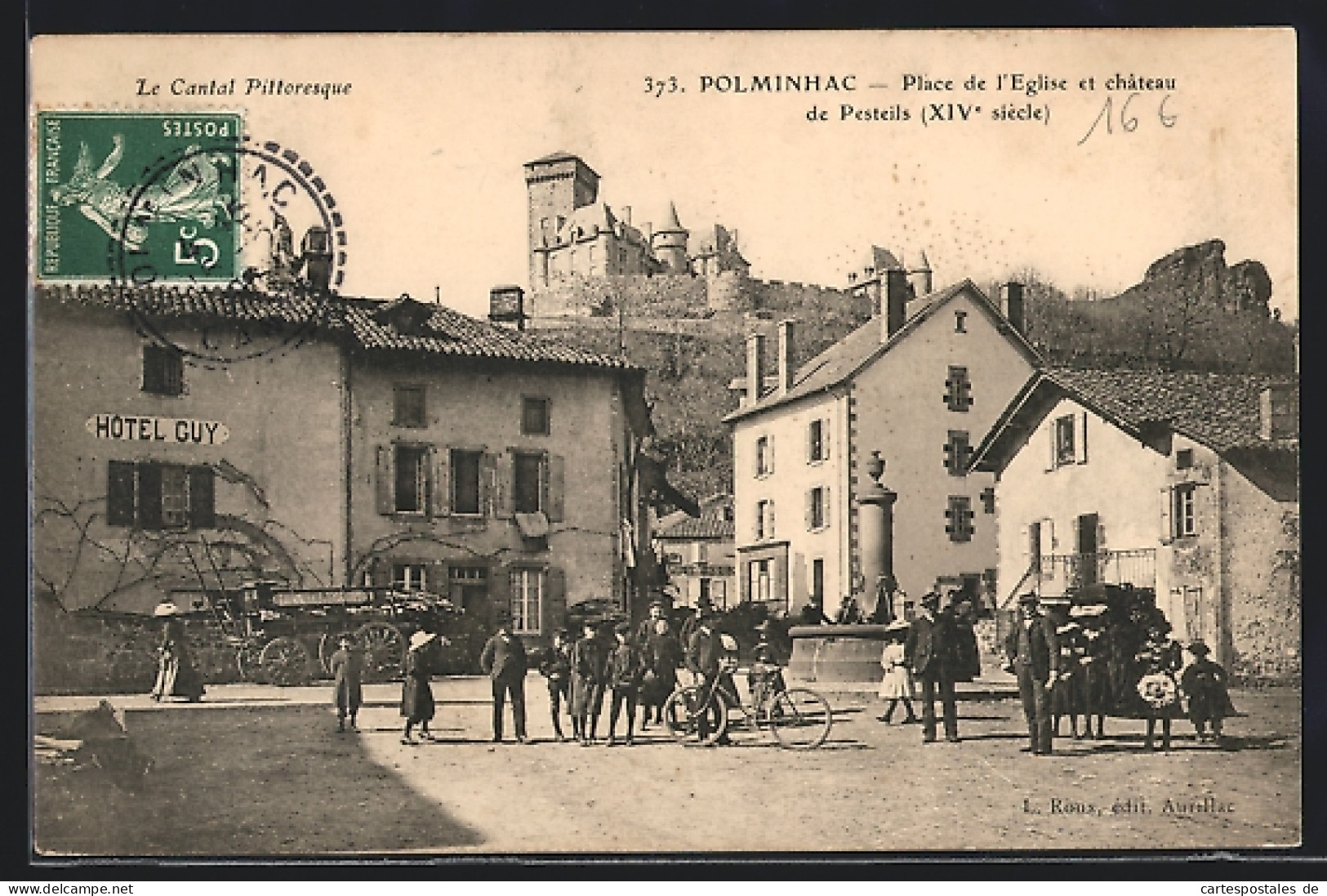CPA Polminhac, Place De L`Eglise Et Château De Pesteils  - Andere & Zonder Classificatie