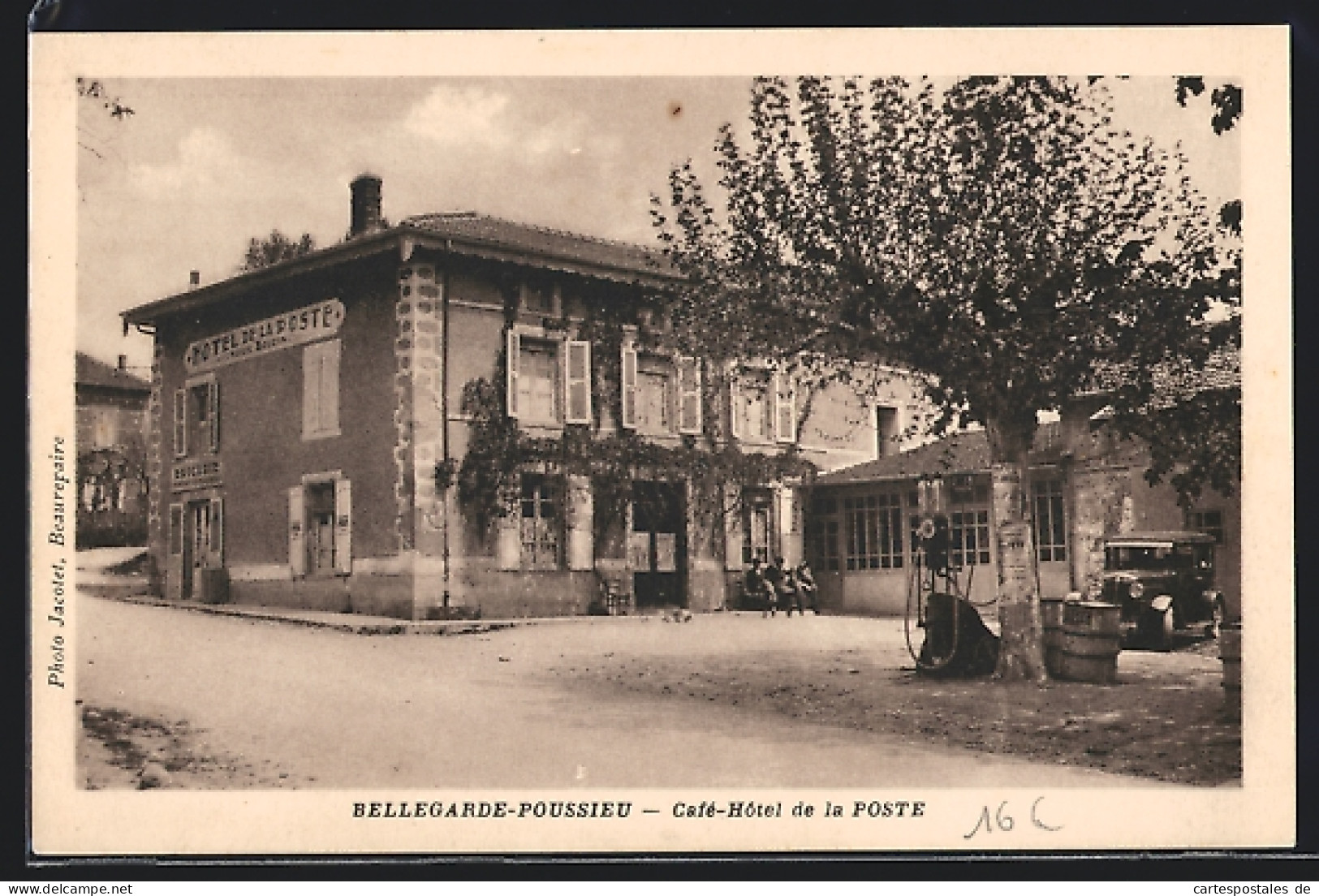 CPA Bellegarde-Poussieu, Café-Hôtel De La Poste  - Autres & Non Classés