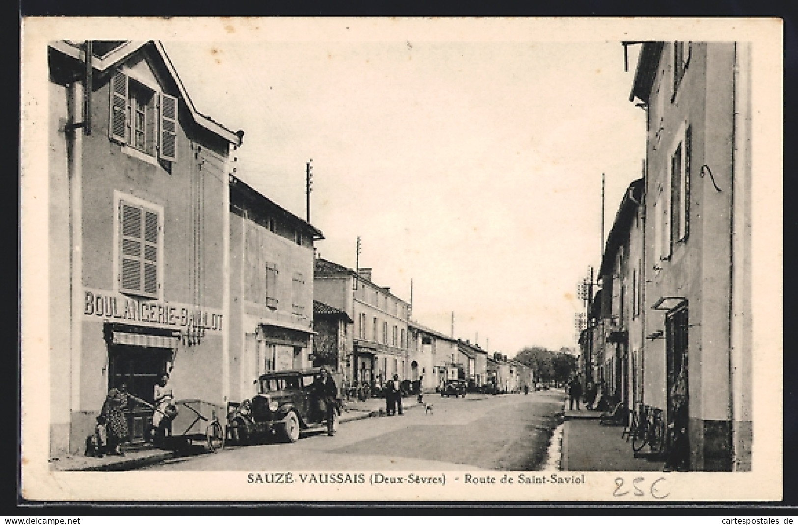 CPA Sauzé-Vaussais, Route De Saint-Saviol  - Autres & Non Classés
