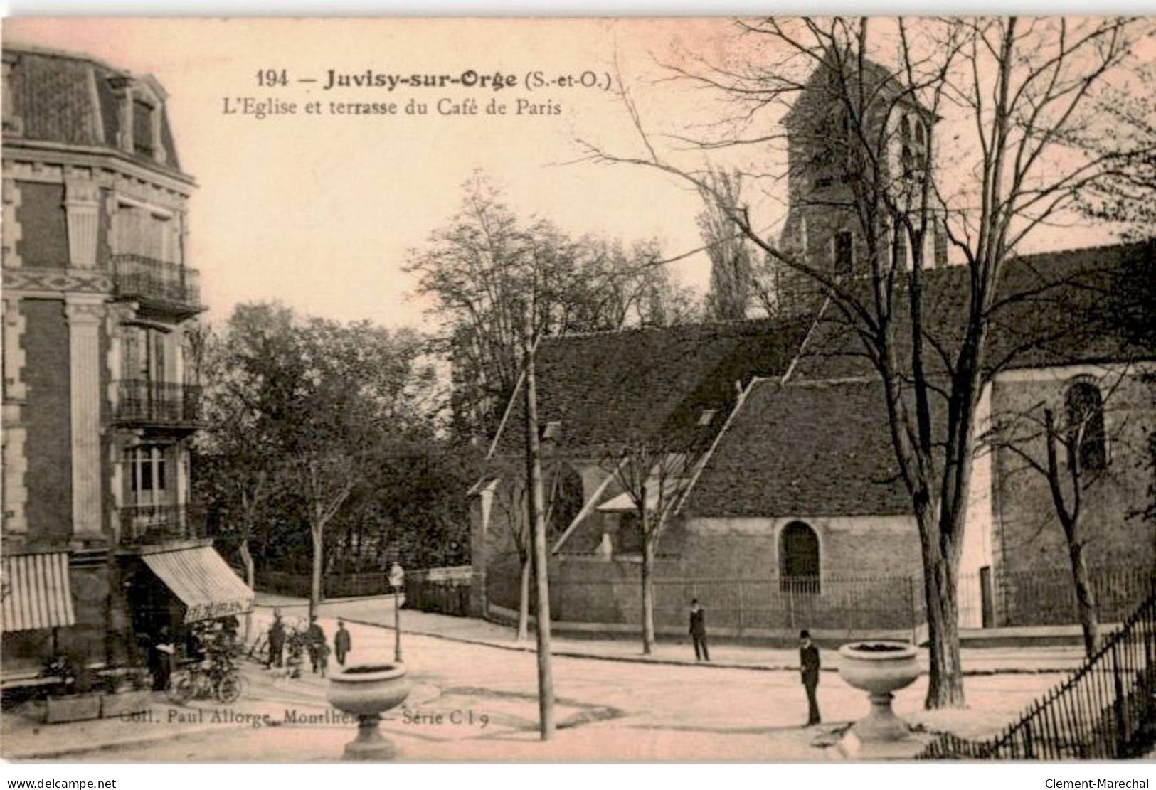 JUVISY-sur-ORGE: L'église Et Terrasse Du Café De Paris - Très Bon état - Juvisy-sur-Orge