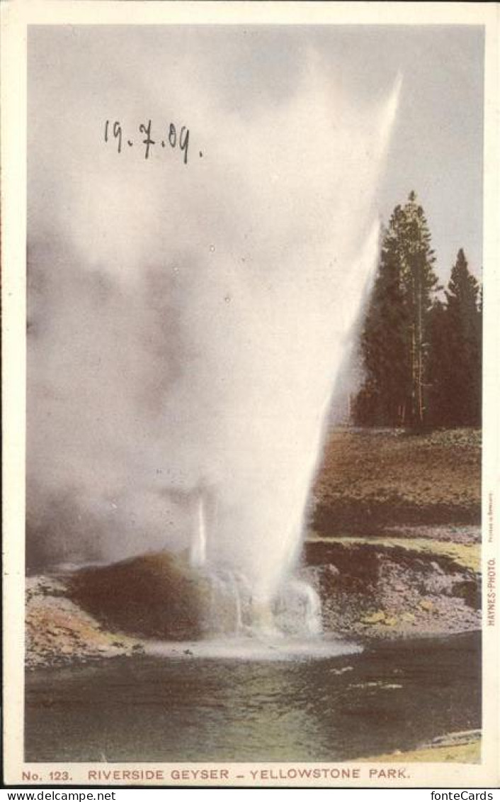 11109295 Yellowstone_National_Park Geysir Riverside - Andere & Zonder Classificatie