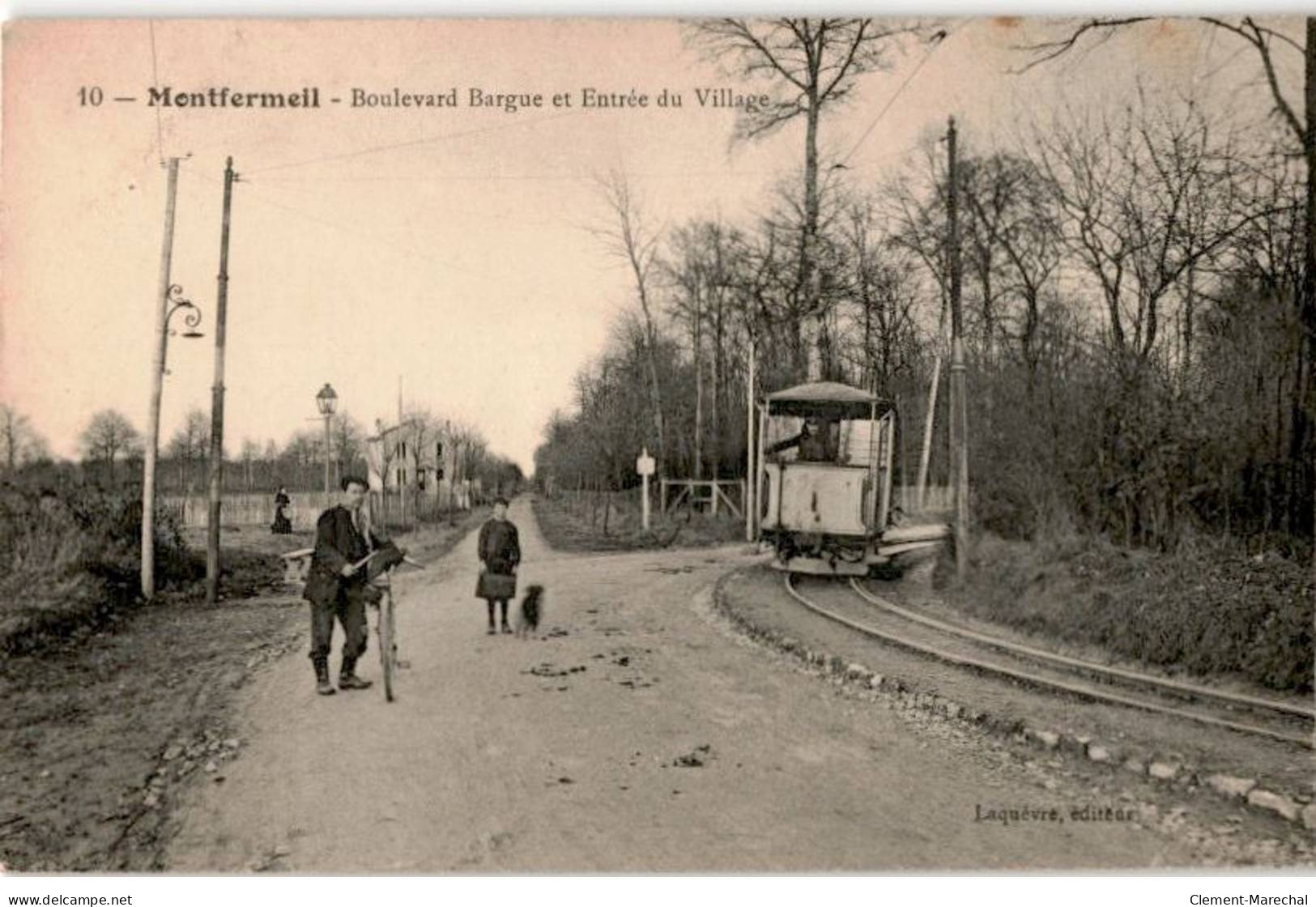 TRANSPORT: Chemin De Fer Et Tramway, Montfermeil Boulevard Bargue Et Entrée Du Village - Très Bon état - Tramways