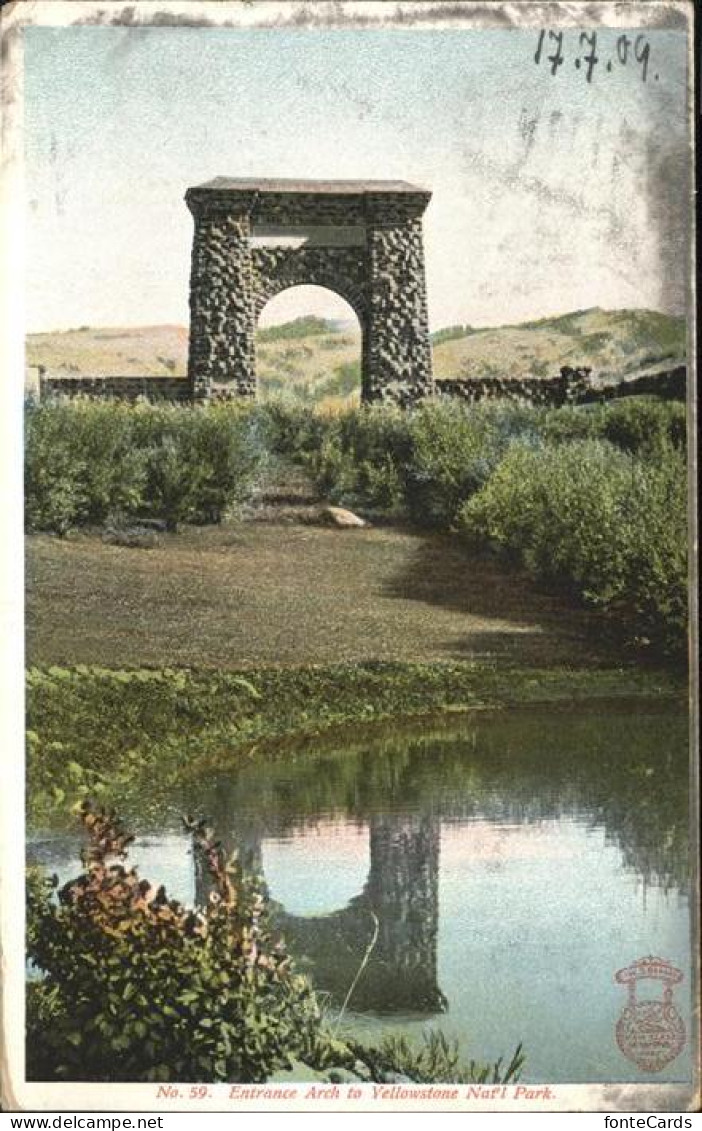 11109184 Yellowstone_National_Park Entrance Arch - Sonstige & Ohne Zuordnung