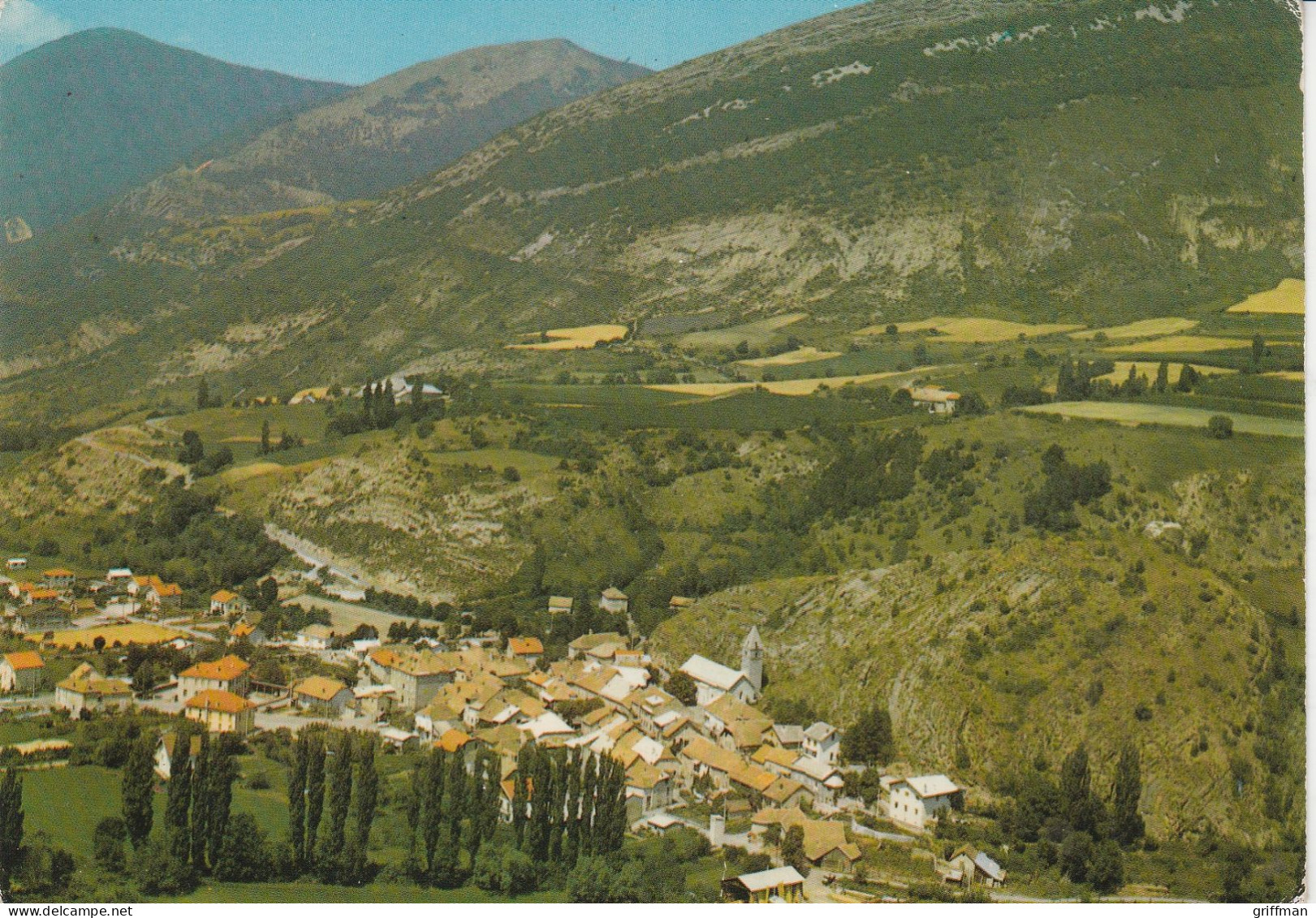 LA ROCHE DES ARNAUDS VUE GENERALE AERIENNE CPSM 10X15 TBE - Autres & Non Classés