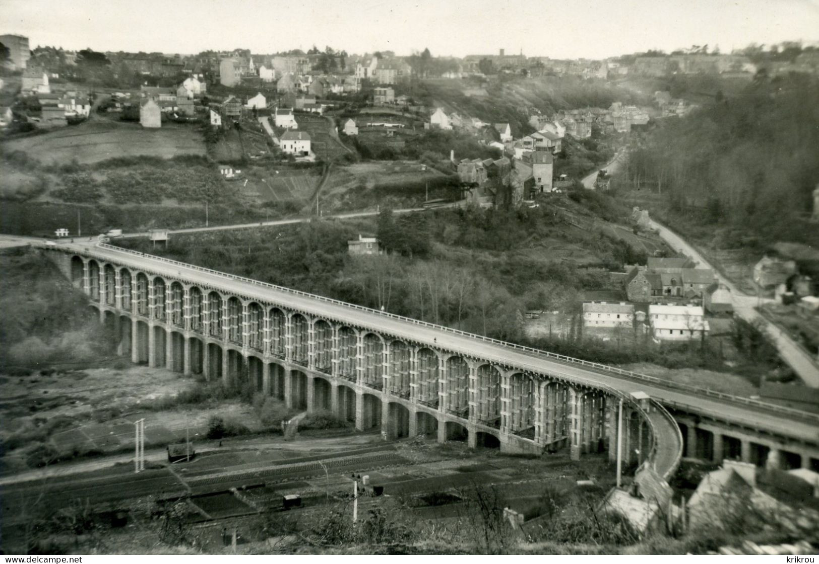 CPSM  SAINT-BRIEUC -  Viaduc De Souzain Et Vallée Du Gouët. - Saint-Brieuc