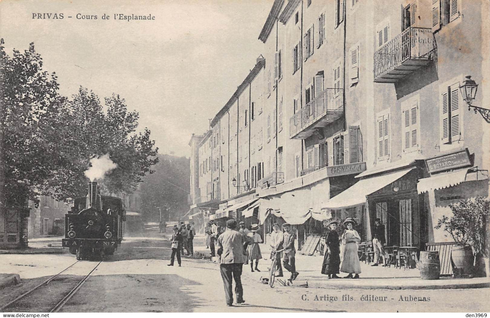 PRIVAS (Ardèche) - Cours De L'Esplanade - Passage Du Tramway - Ecrit (2 Scans) - Privas