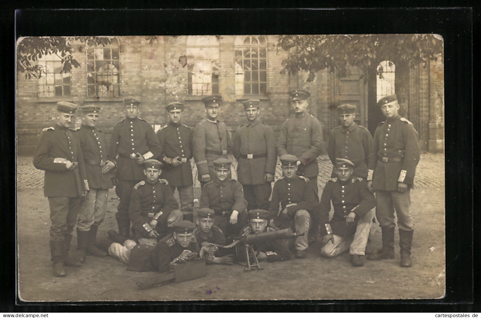 Foto-AK Soldatengruppe Mit MG 08 /15  - War 1914-18