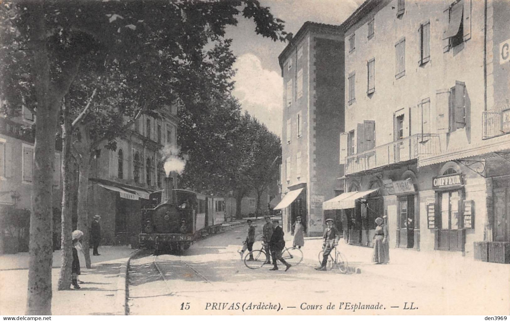 PRIVAS (Ardèche) - Cours De L'Esplanade - Passage Du Tramway, Coiffeur - Voyagé 1914 (2 Scans) - Privas