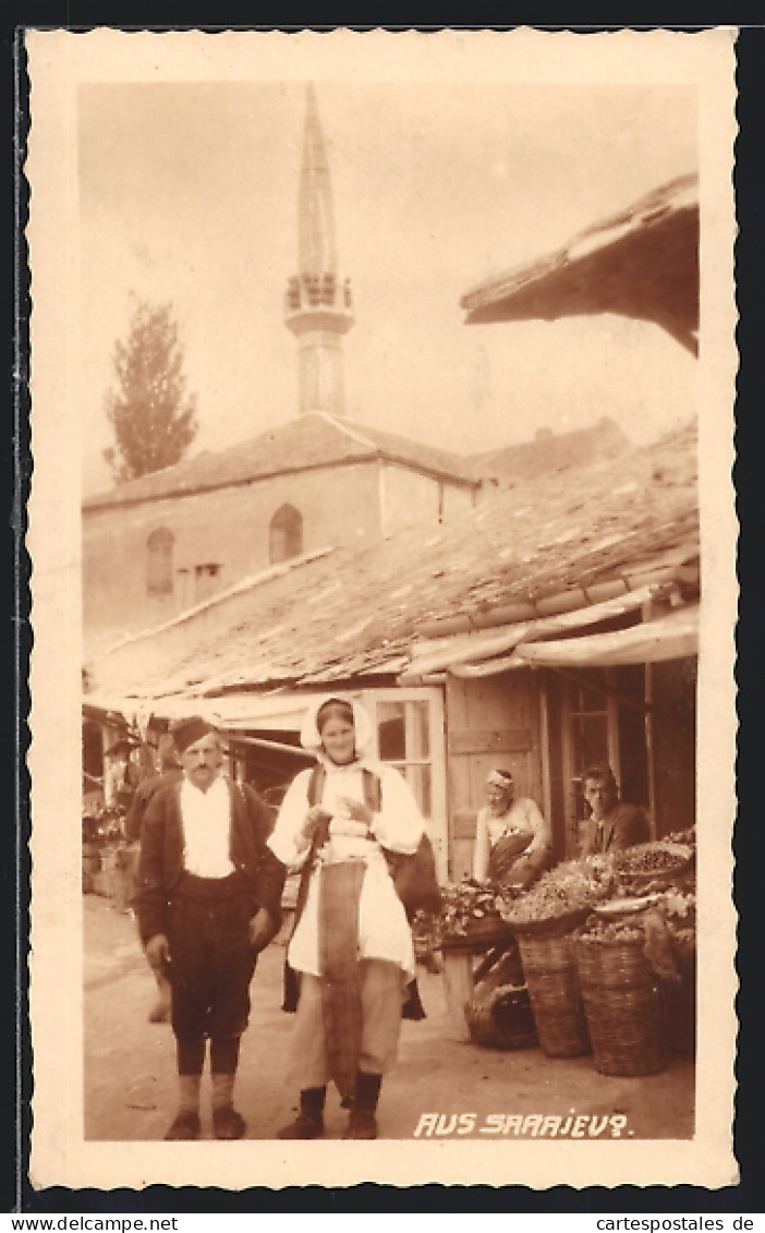 AK Sarajevo, Ein Ehepaar In Lokaler Tracht Auf Dem Markt  - Bosnie-Herzegovine