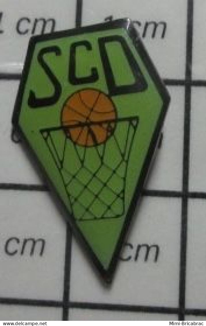 912E Pin's Pins / Beau Et Rare / SPORTS / BASKET BALL BALLON PANIER SCO - Basketball