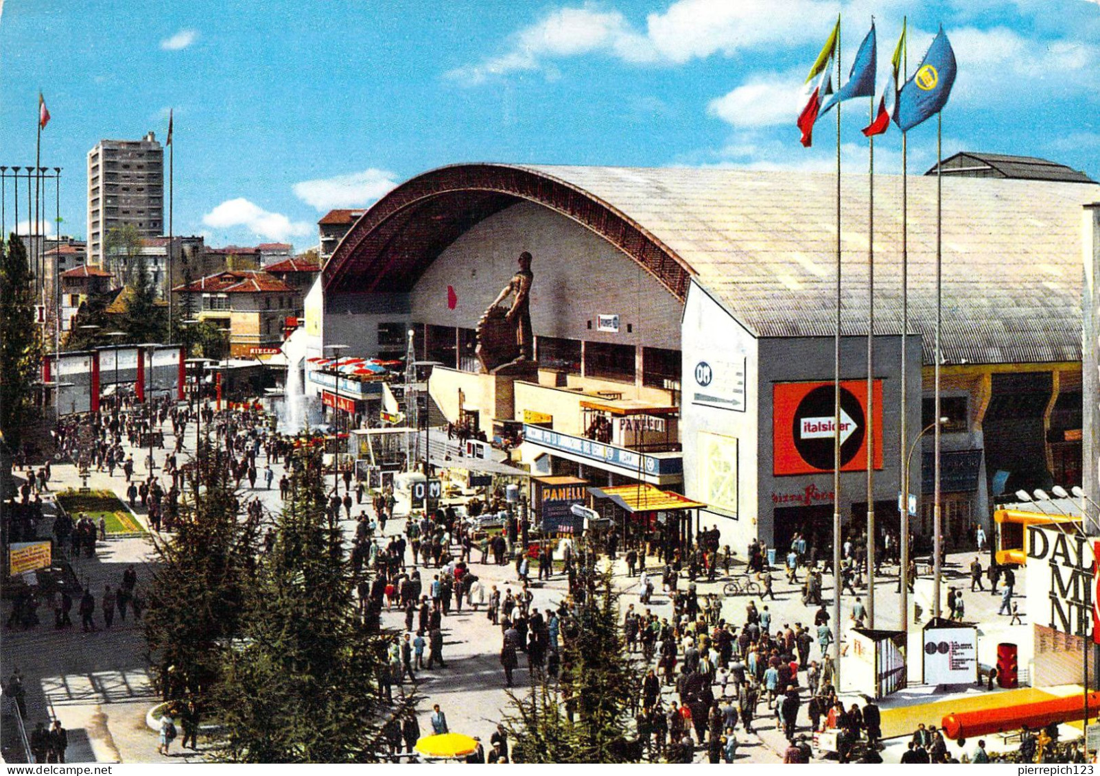 Milan - Foire De Milan - Avenue De L'Industrie - Un Des Grands Pavillons De La Mécanique - Milano (Milan)