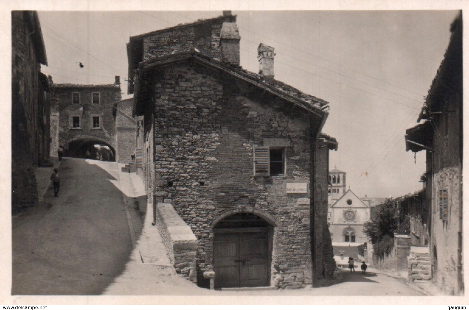 CPA - ASSISI - S.Francesco ... Via S.Giacomo - LOT 2 CP à Saisir - Autres & Non Classés