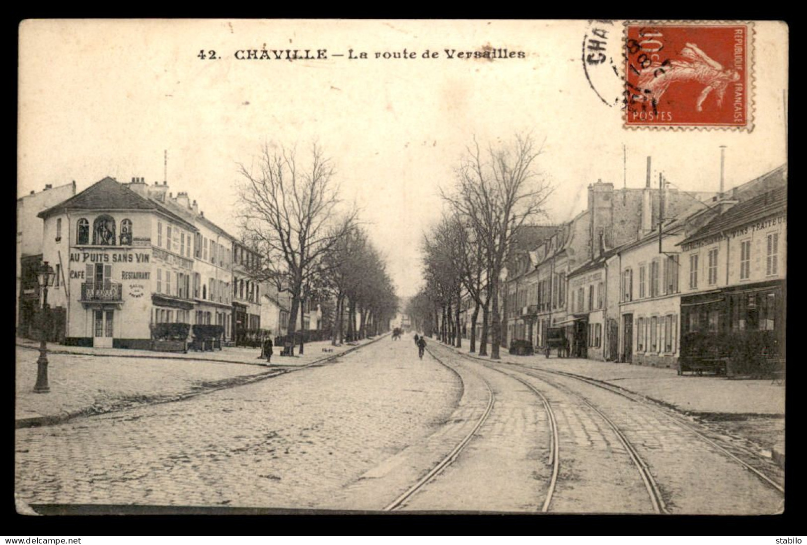 92 - CHAVILLE - LA ROUTE DE VERSAILLES - CAFE "AU PUITS SANS VIN" - Chaville