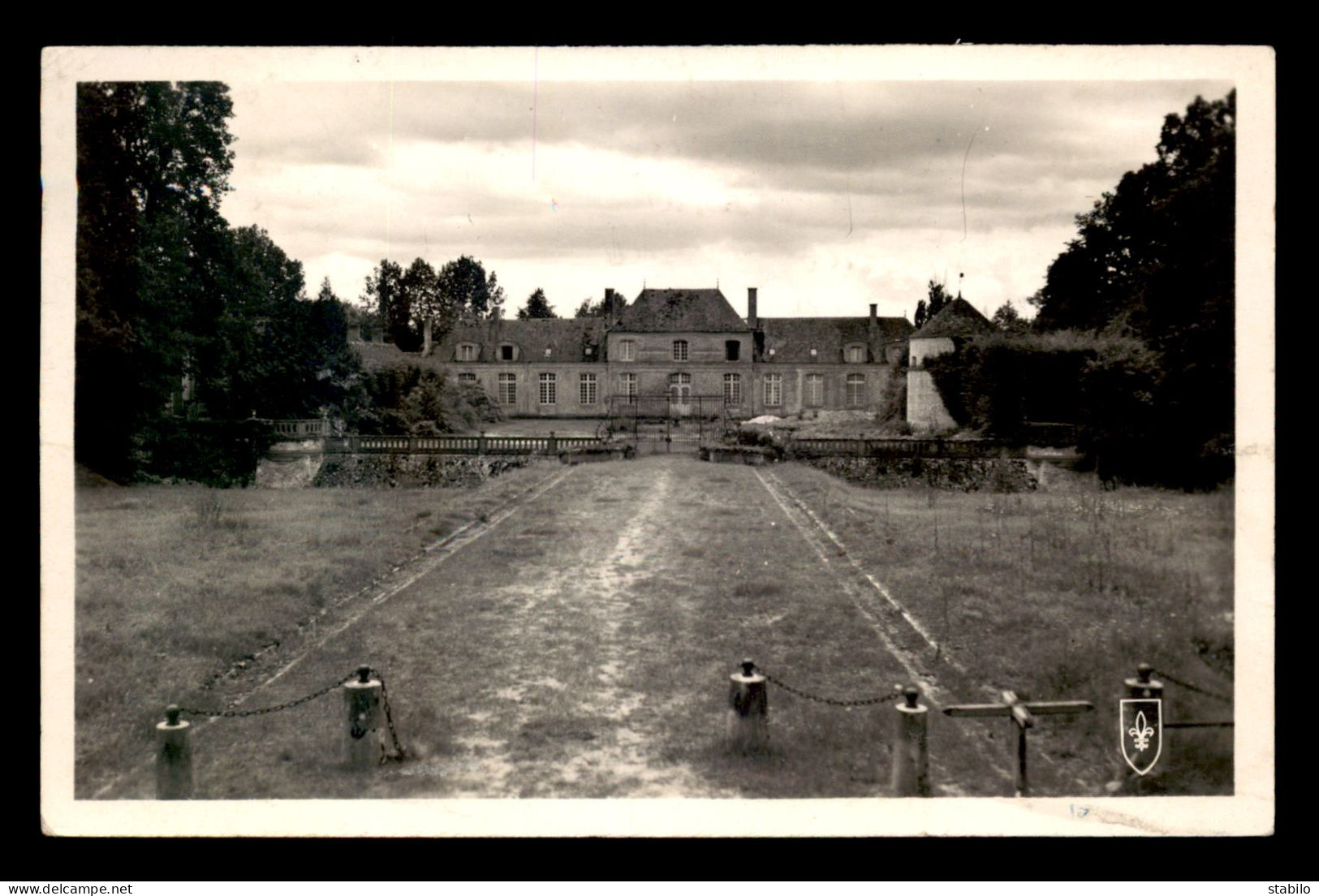 18 - CLEMONT - CHATEAU DE LAUROY - Clémont