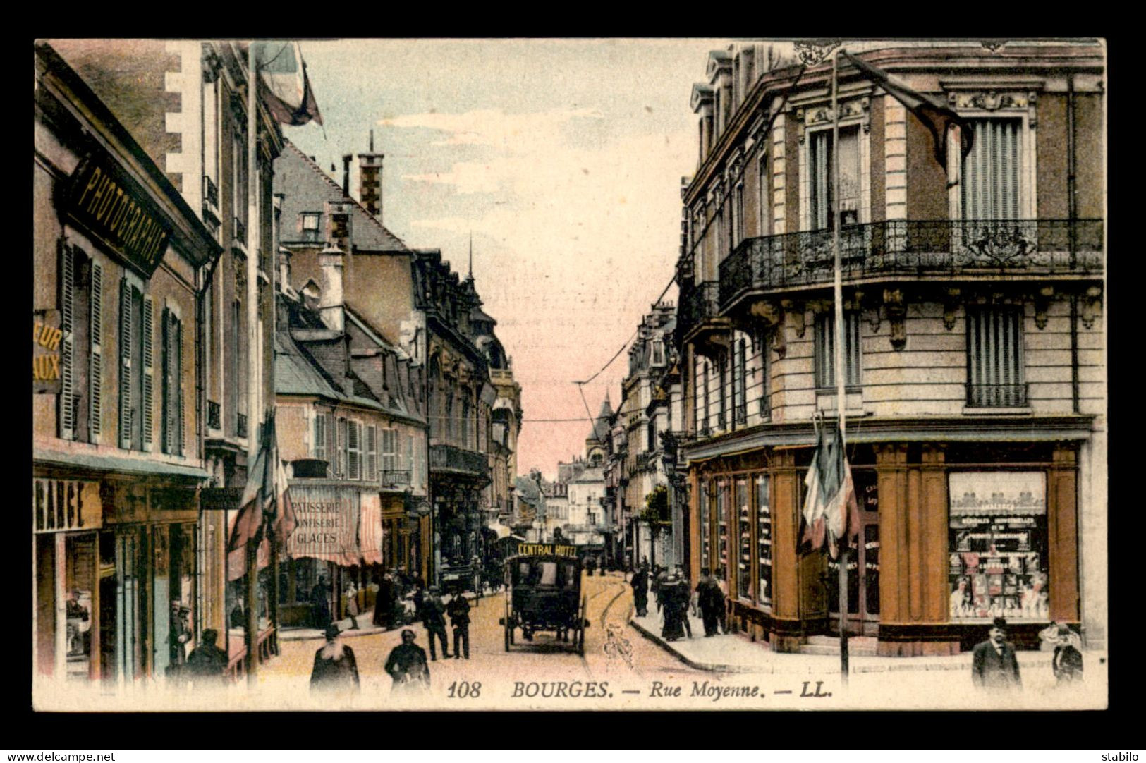18 - BOURGES - RUE MOYENNE - COLORISEE - Clémont