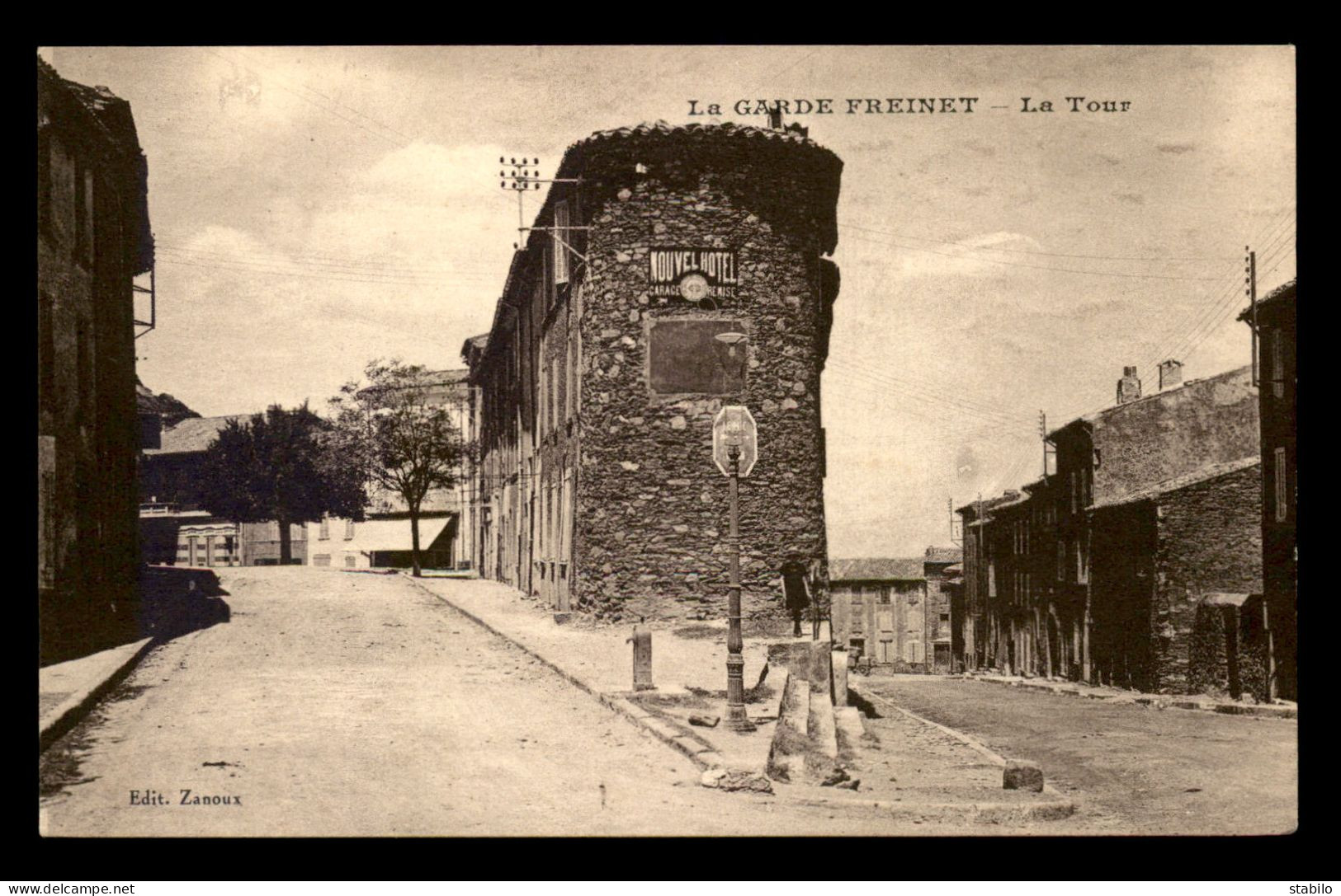 83 - LA GARDE-FREINET - LA TOUR - PANNEAU CITROEN "LE LUC" - La Garde Freinet