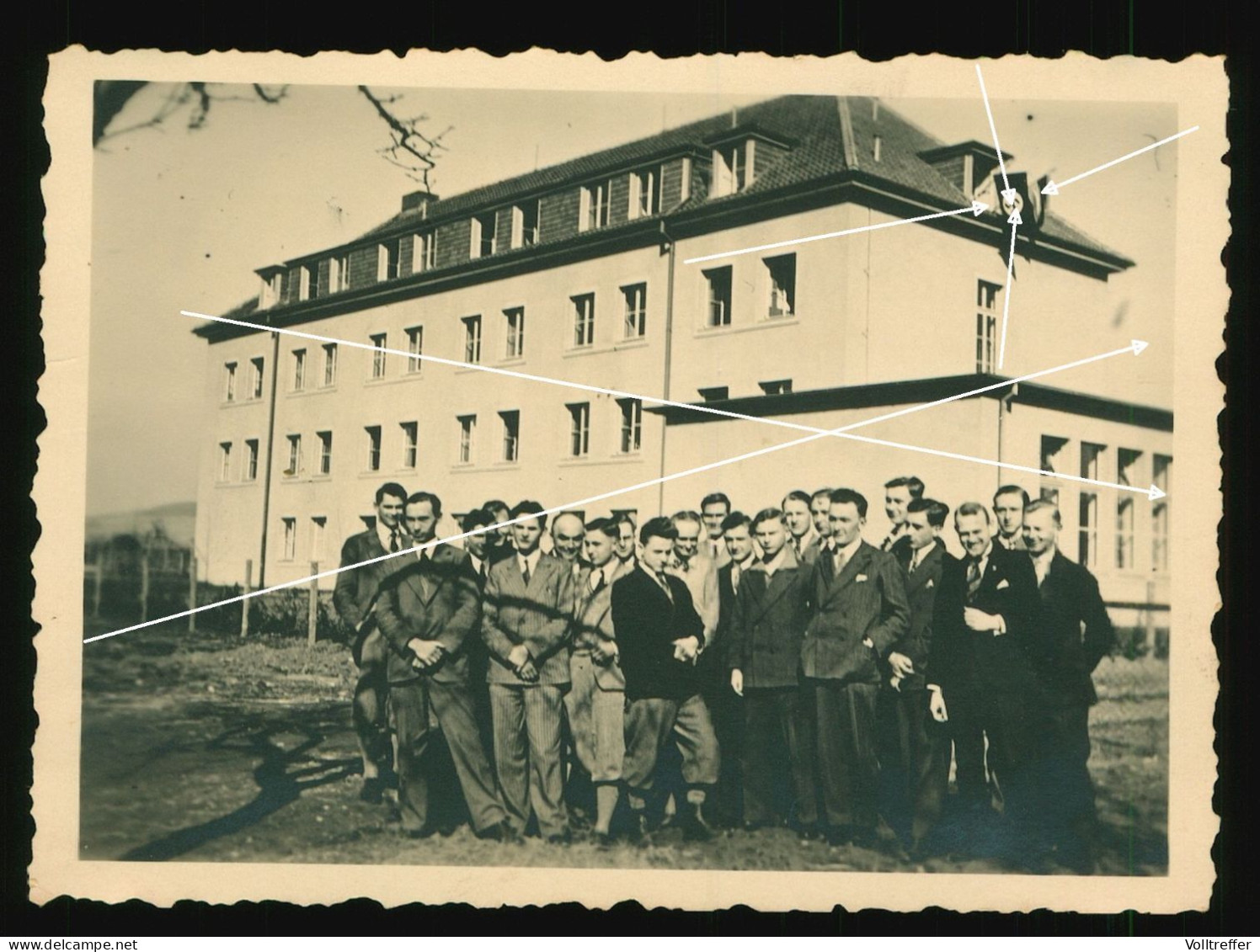 Orig. Foto 1933 Jungen Vor Gebäude Sprachenkonvikt Göttingen, Gerhard-Uhlhorn-Konvikt, Hakenkreuz Fahne - Goettingen