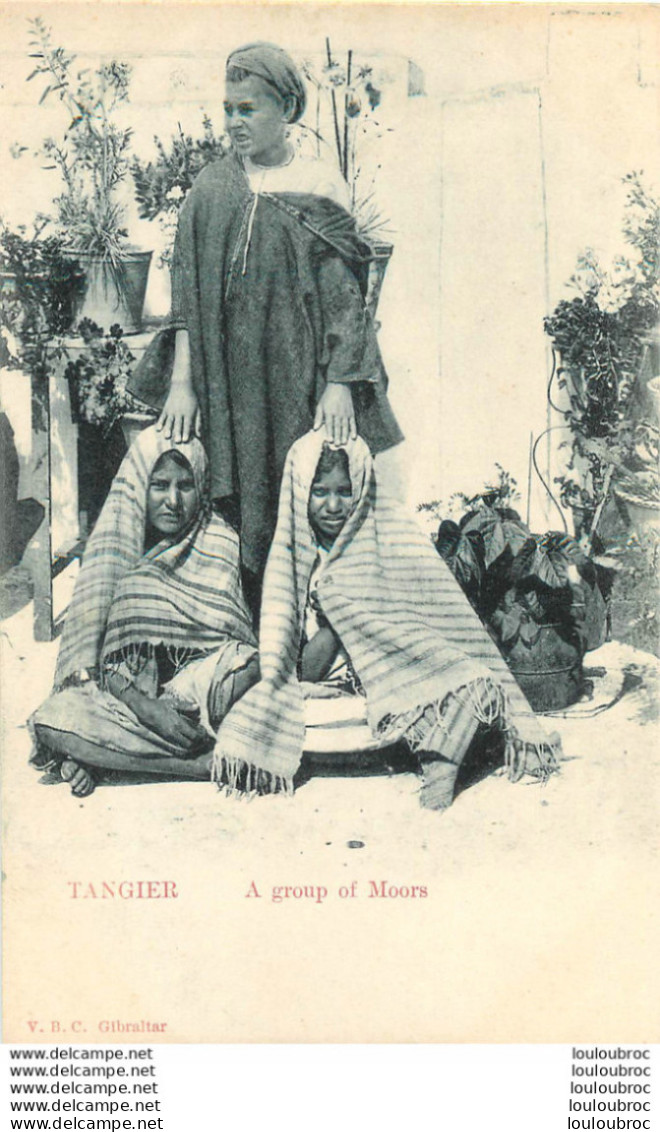 TANGER  TANGIER  A GROUP OF MOORS - Tanger