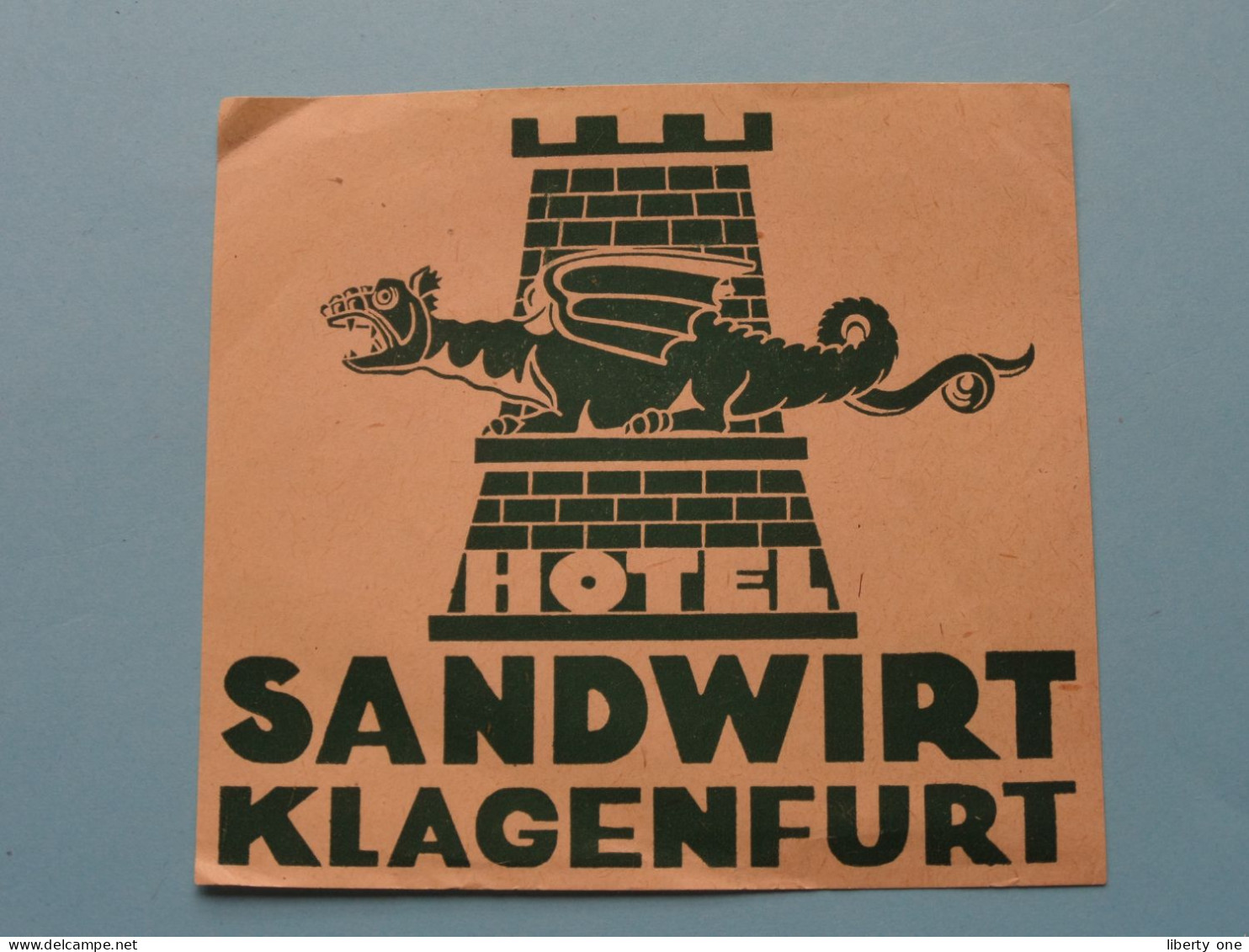 Hotel SANDWIRT Klagenfurt ( See / Voir Scans ) +/- 10 X 9 Cm. ! - Etiquettes D'hotels