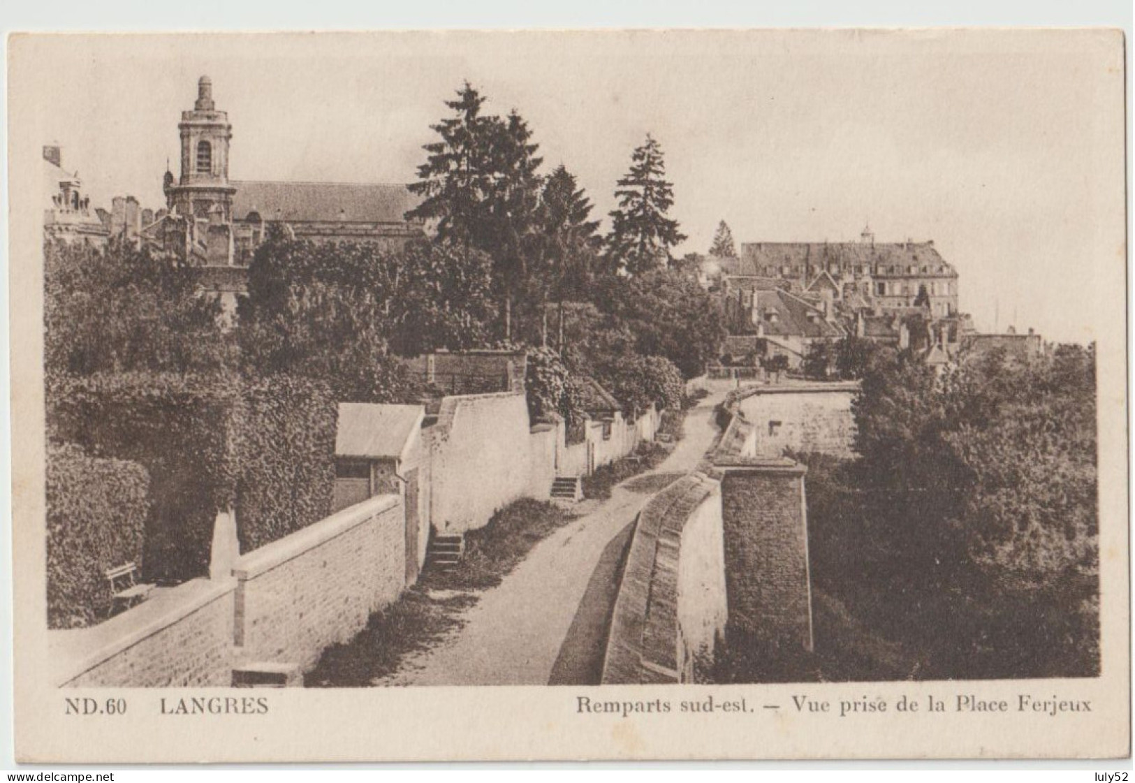 + Langres Les Remparts - Langres