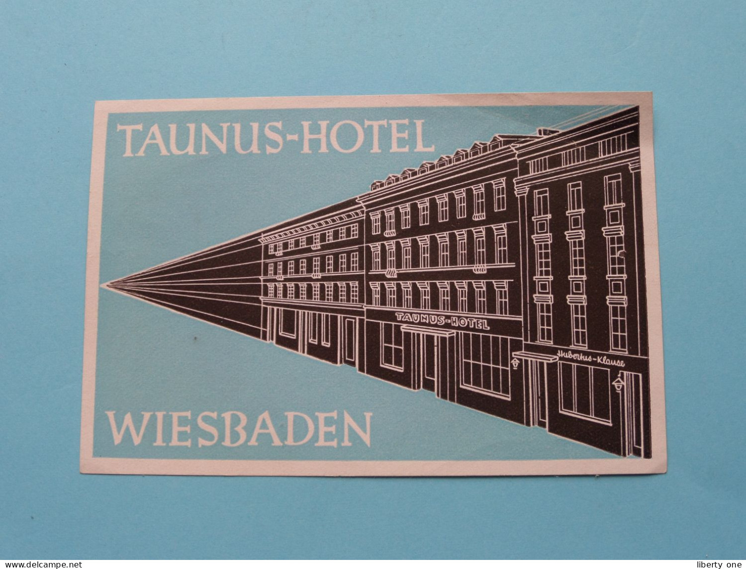 TAUNUS Hotel > WIESBADEN ( See / Voir Scans ) +/- 8 X 12 Cm. ! - Etiquettes D'hotels