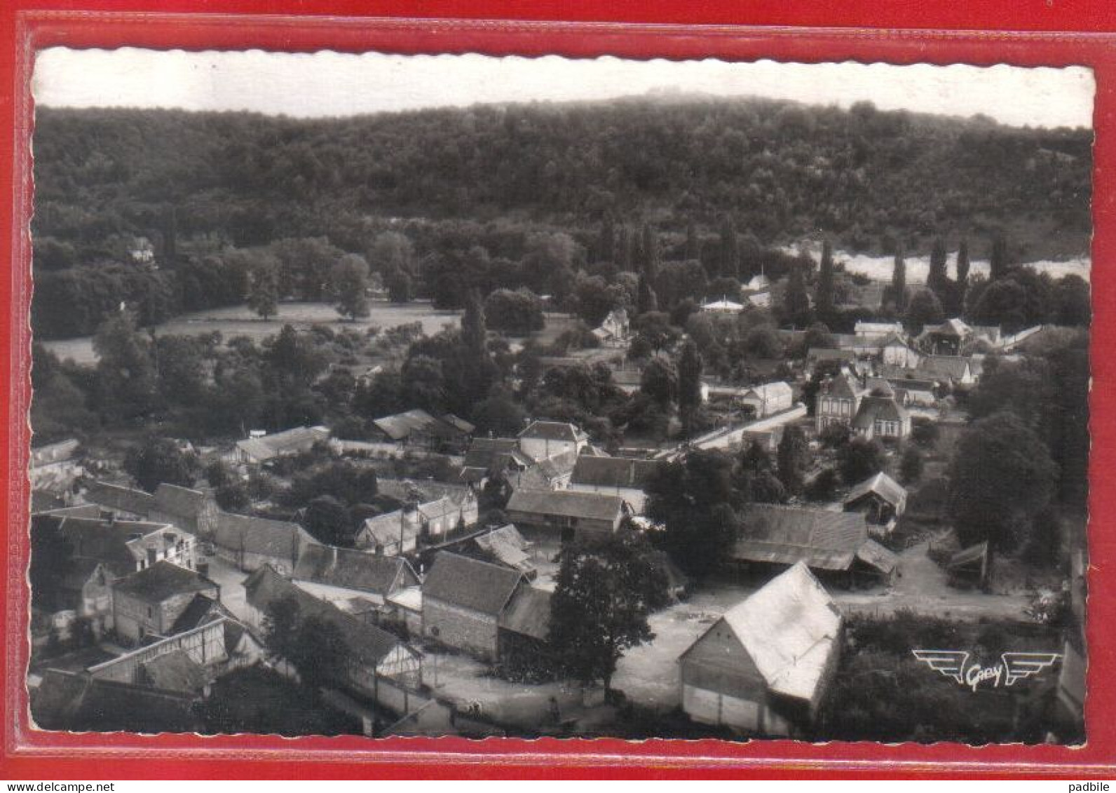 Carte Postale 27. Cailly-sur-Eure   Vue Aérienne   Très Beau Plan - Autres & Non Classés