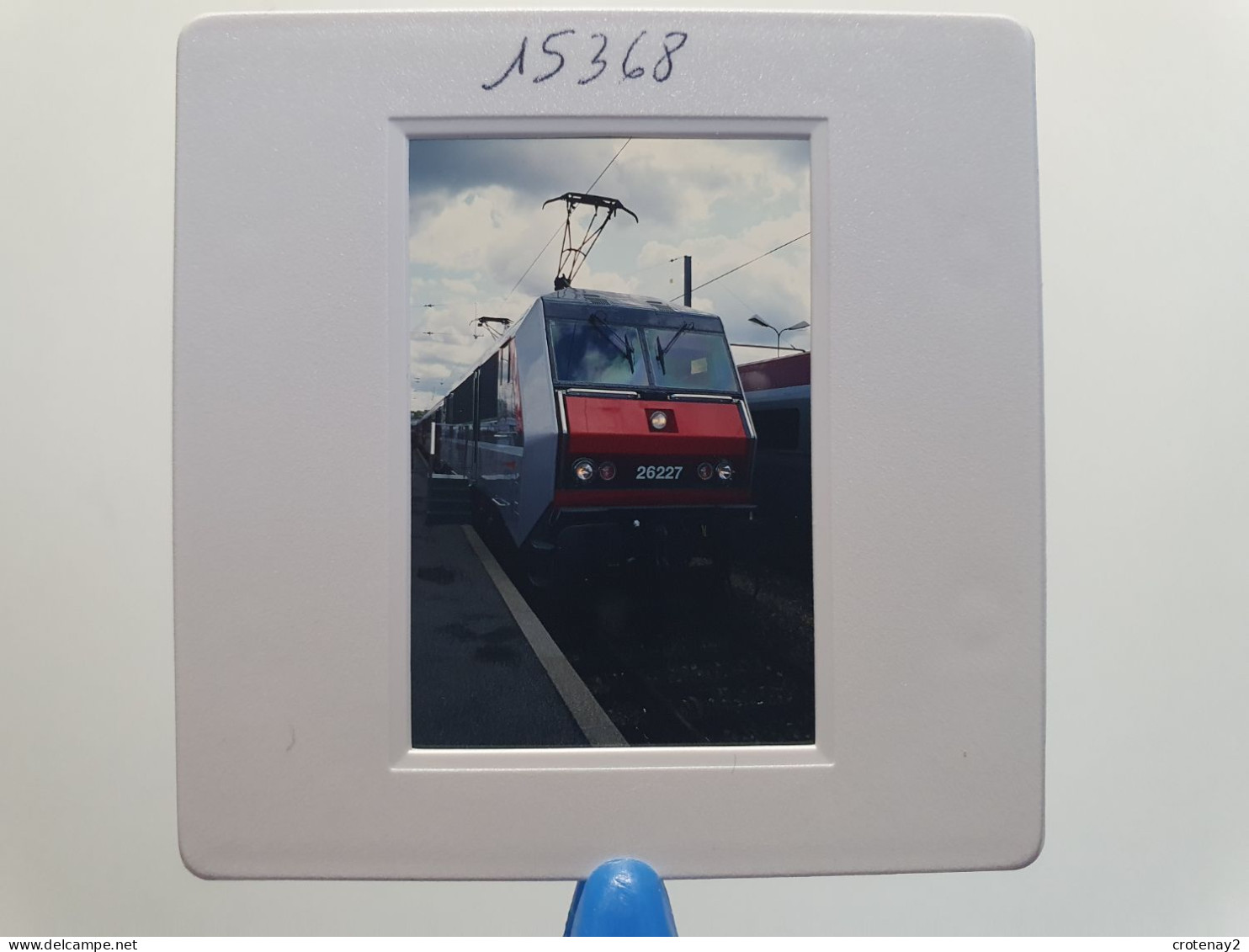 Photo Diapo Diapositive Slide Originale TRAINS Wagon Locomotive Electrique SNCF SYBIC 26227 Le 12/09/1998 VOIR ZOOM - Diapositives