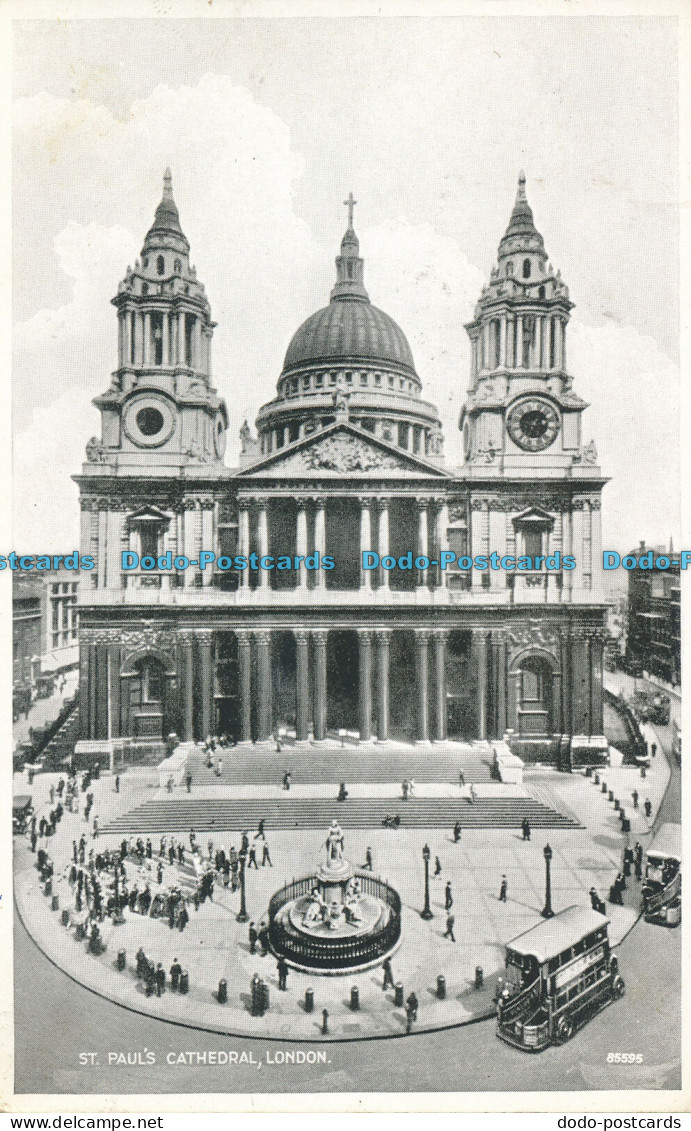 R009941 St. Pauls Cathedral. London. Valentine. Silveresque. 1948 - Autres & Non Classés