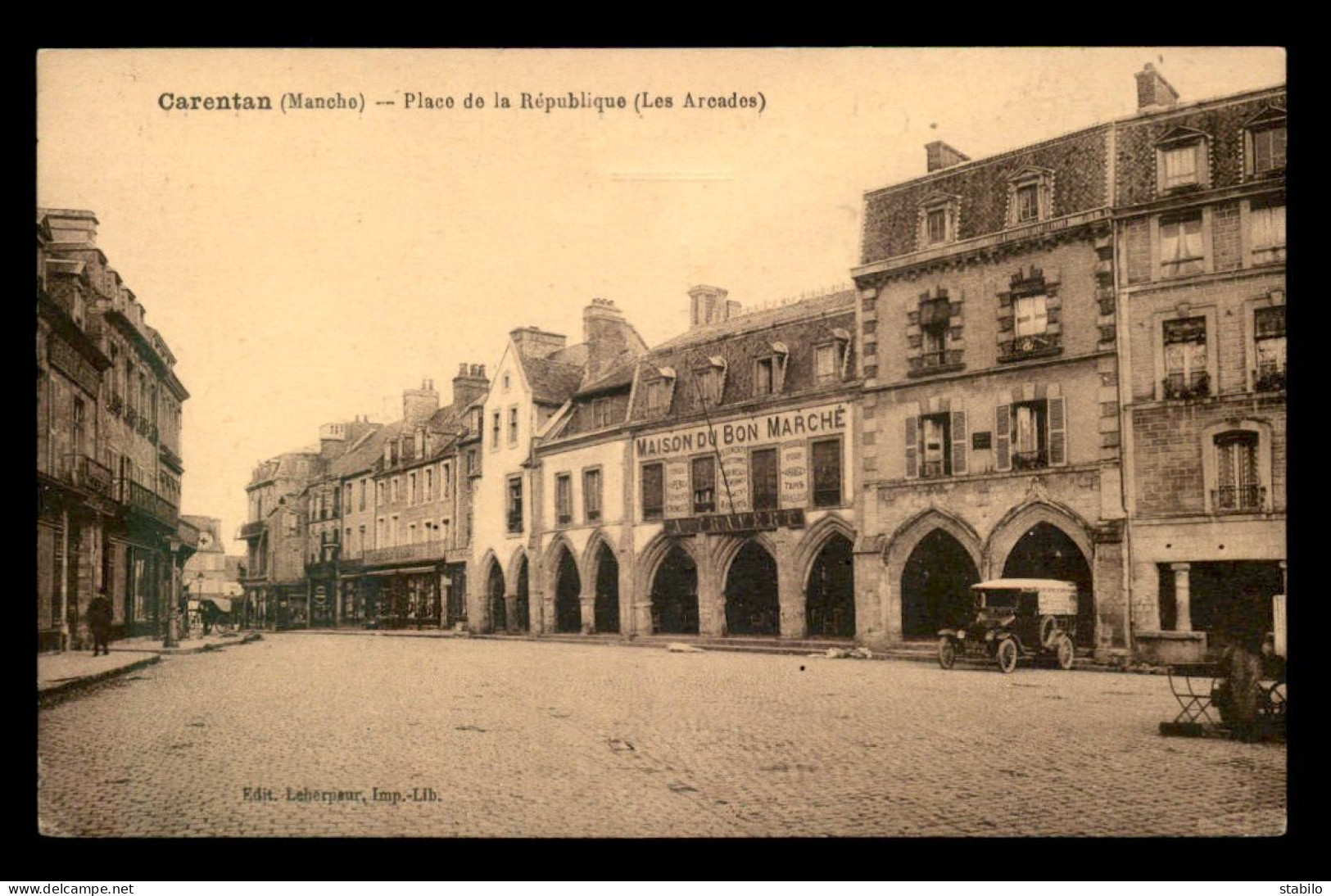 50 - CARENTAN - PLACE DE LA REPUBLIQUE - Carentan