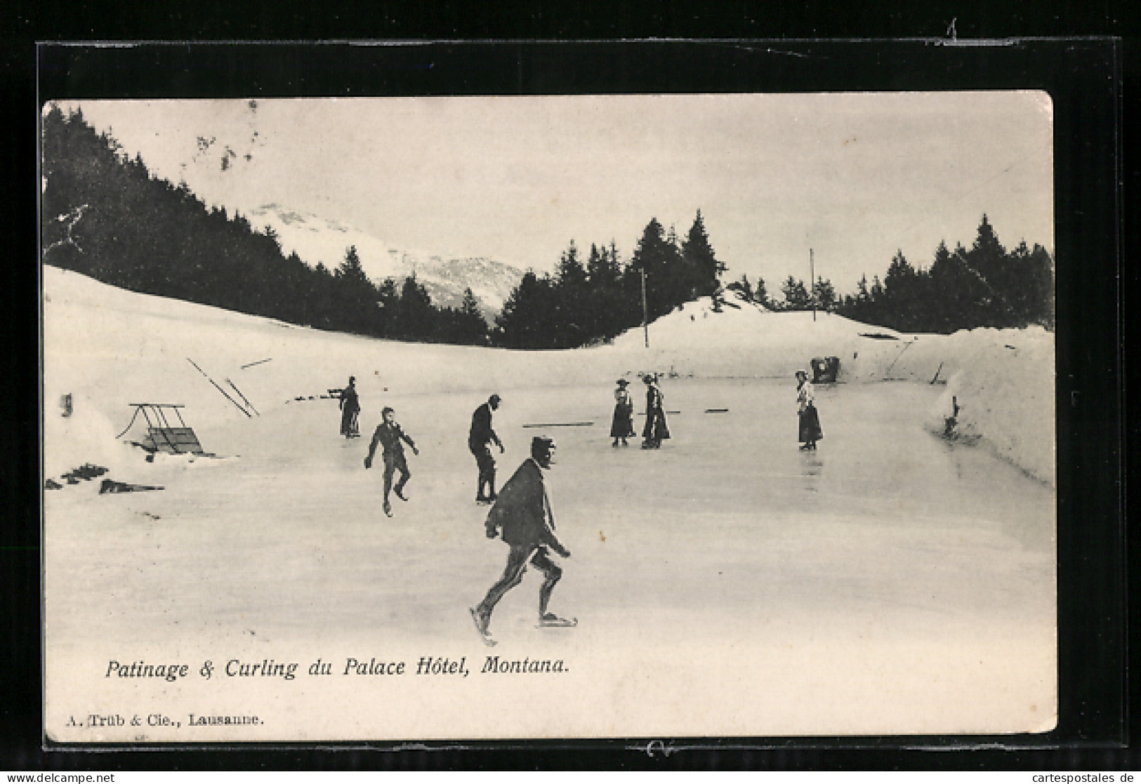 AK Montana, Schlittschuhläufer Auf Dem Eis In Den Bergen  - Sports D'hiver