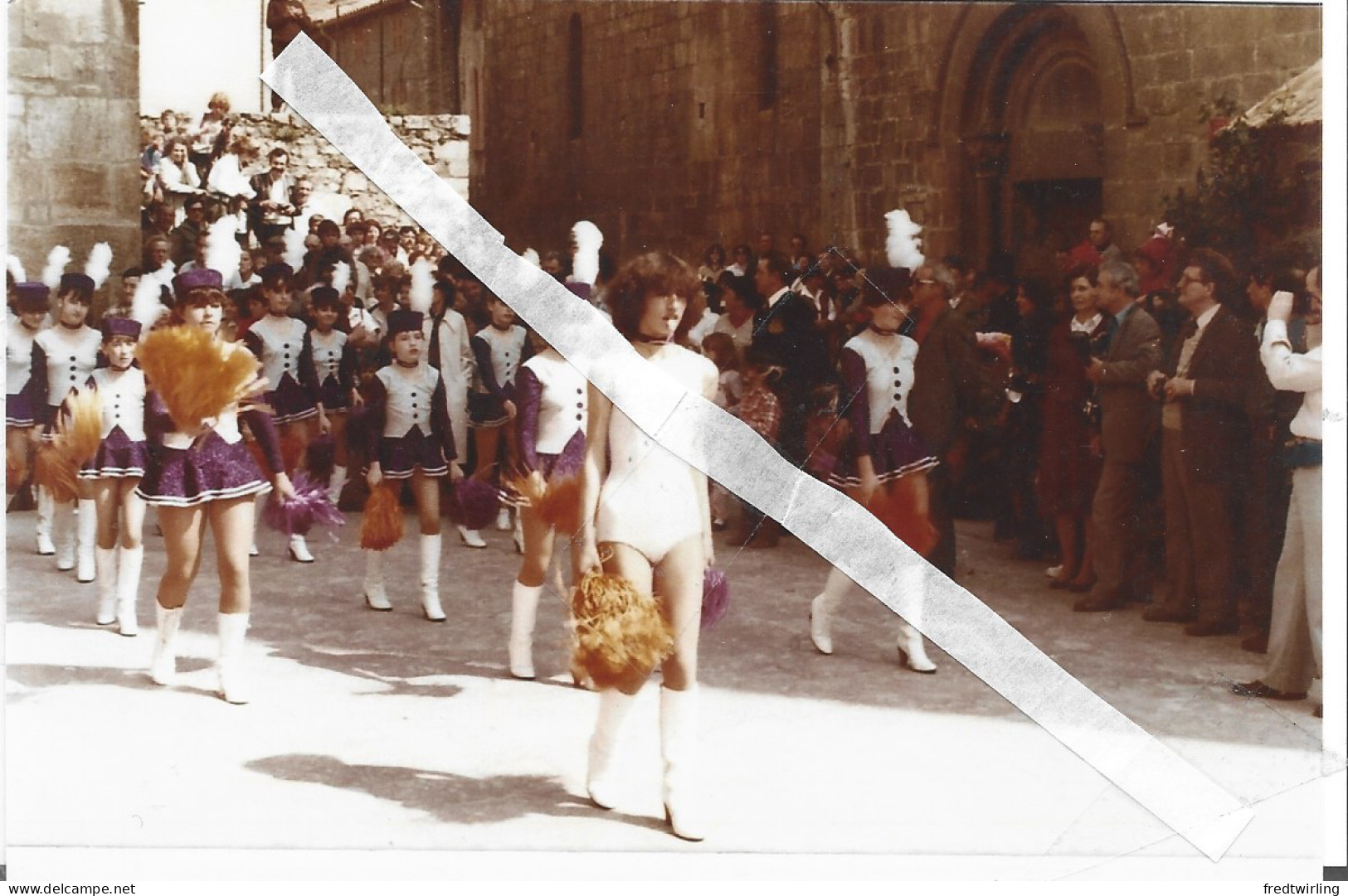 PHOTO MAJORETTES MJC LEZIGNAN CORBIERES 11 AUDE - Autres & Non Classés