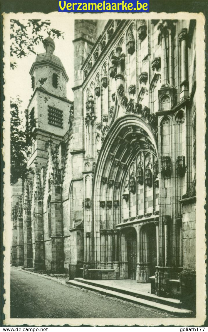 Saint-Hubert - Basilique - Portail Lateral - Saint-Hubert