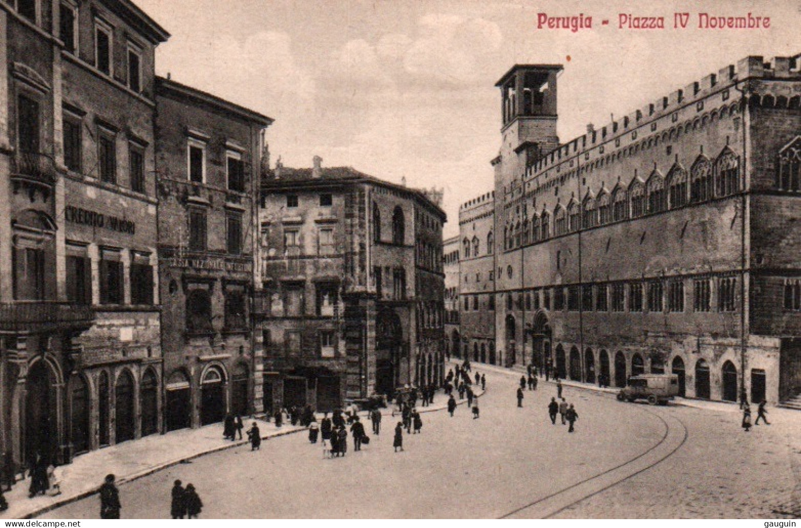 CPA - PERUGIA - Piazza IV Novembre / Palazzo Pubblico ... LOT 2 CP à Saisir - Perugia