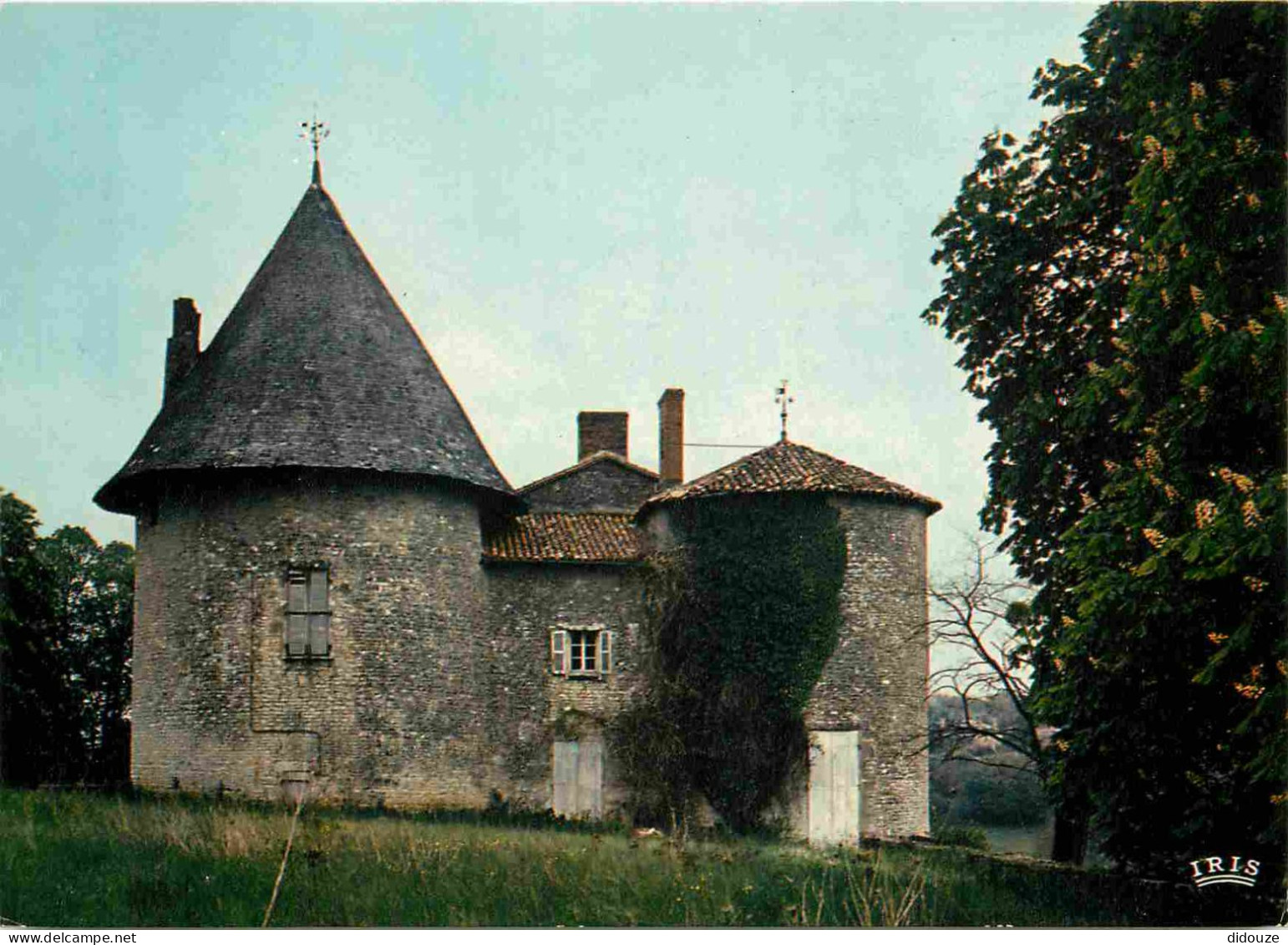 86 - Charroux - Le Château De Beauregard - CPM - Voir Scans Recto-Verso - Charroux