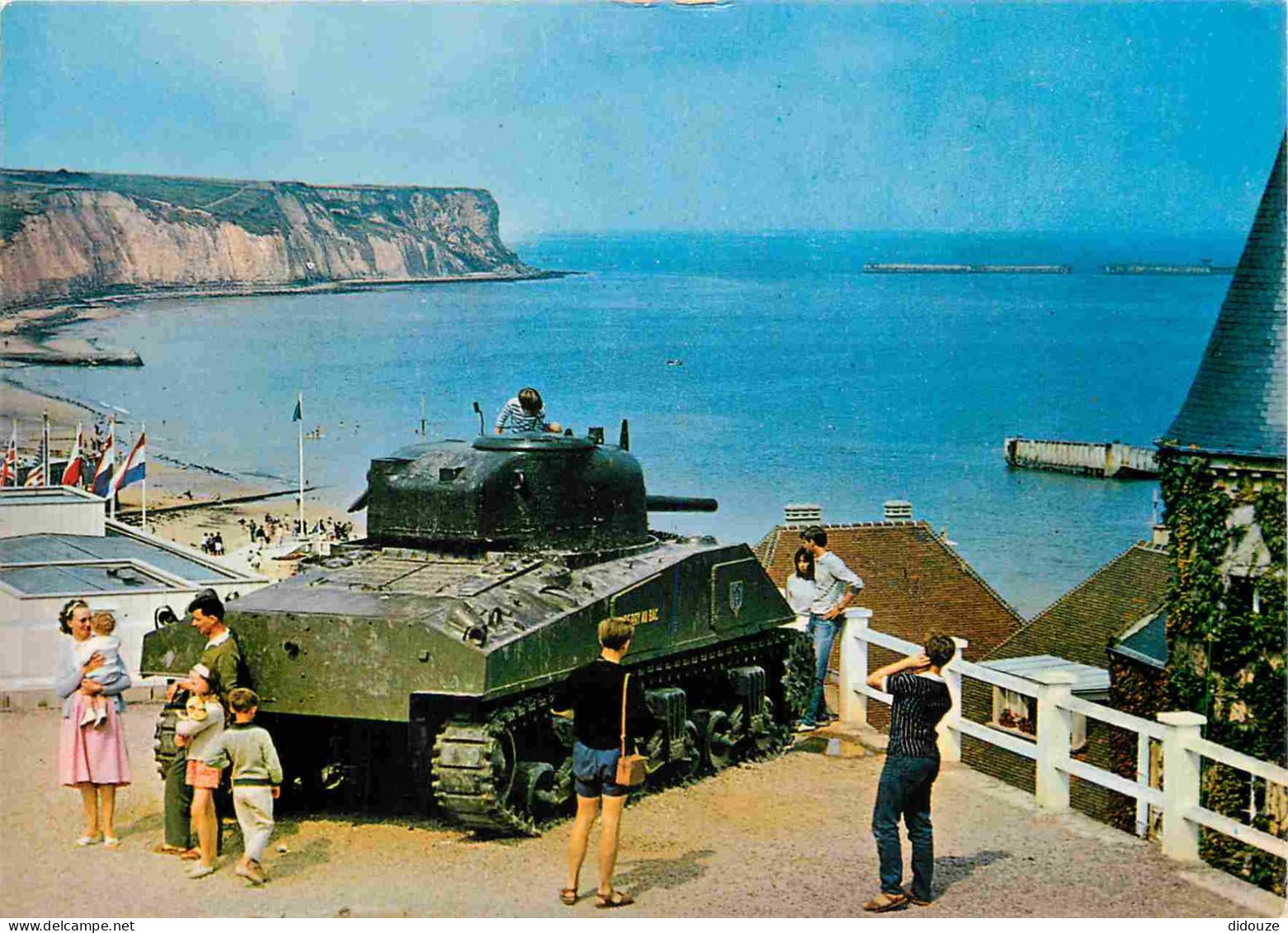 14 - Arromanches - Le Tank - CPM - Voir Scans Recto-Verso - Arromanches