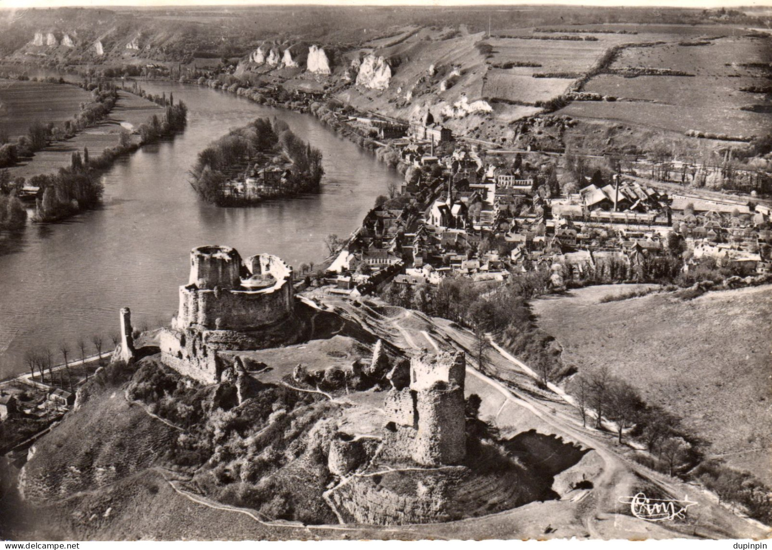 LES ANDELYS - Vue Aérienne - Château Gaillard - Vue Sur La Seine Et Ses Falaises - Les Andelys