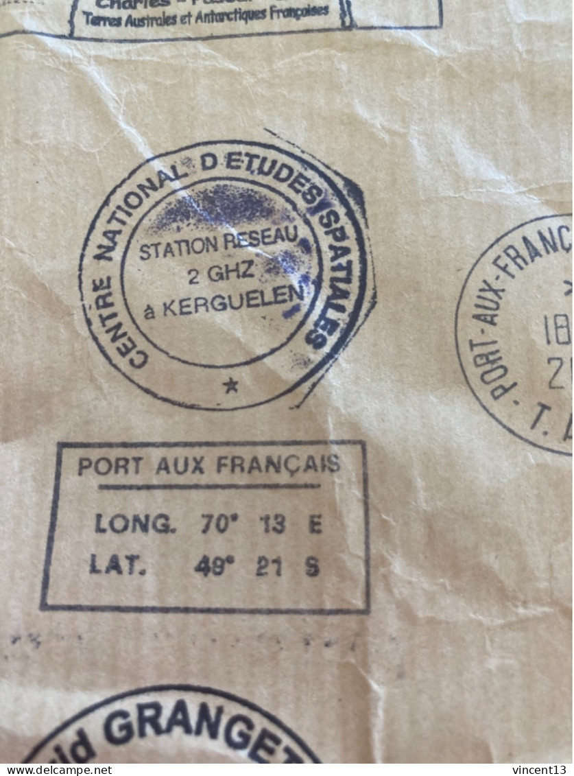 Lettre De 2001 TAAF Port Aux Français Kerguelen - Cartas & Documentos