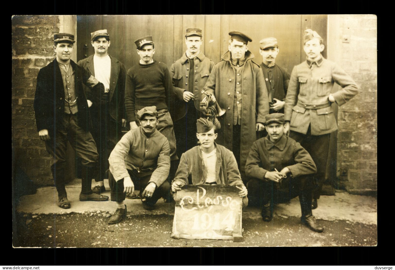 Carte Photo Militaire Guerre Soldats Français Prisonniers En Allemagne Limburg An Der Lahn ( Format 9cm X 14cm ) - Guerre 1914-18