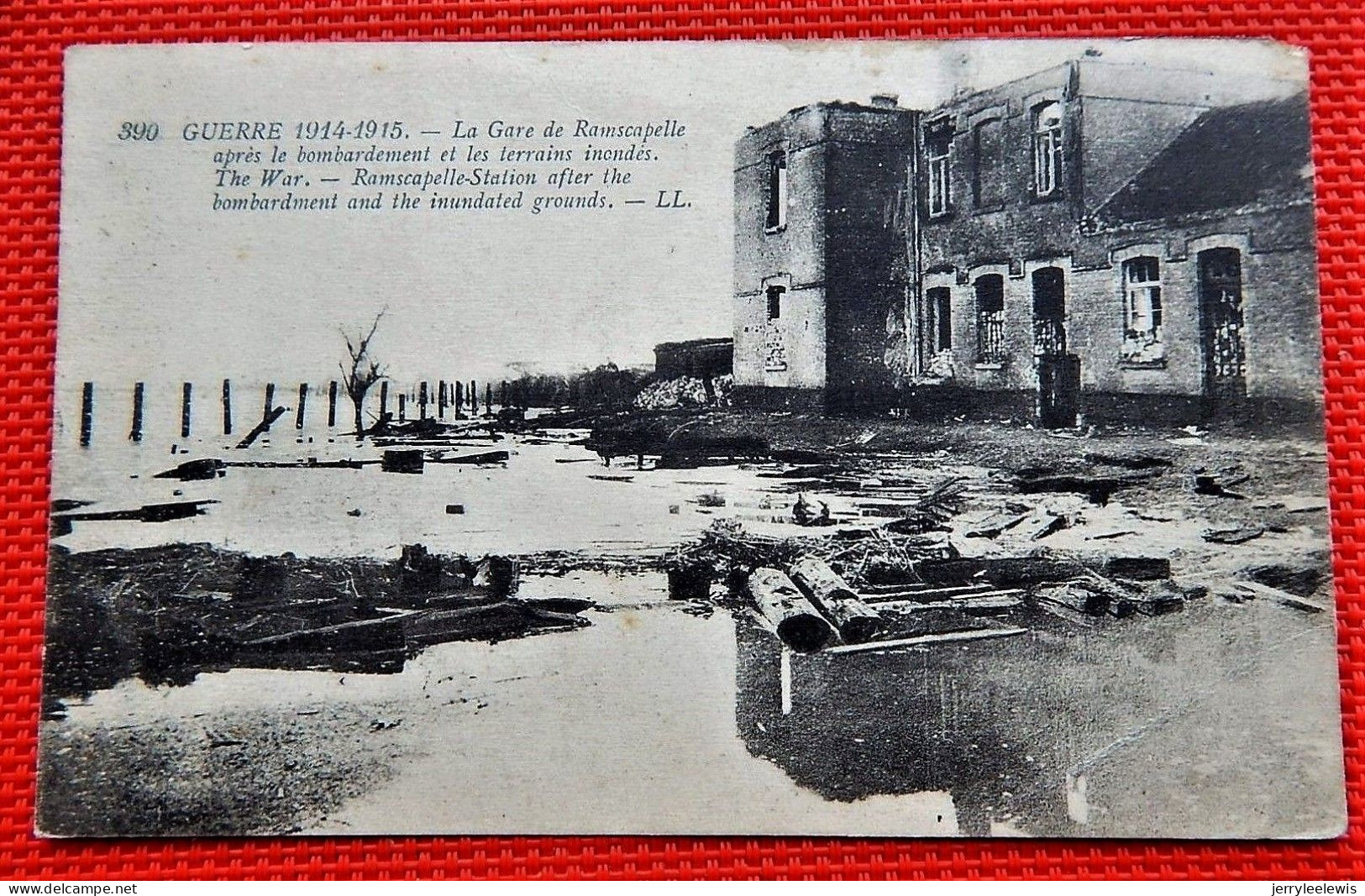 MILITARIA -  RAMSKAPELLE  -  Het Station Na Het Bombardement  - La Gare Après Le Bombardement - Guerre 1914-18