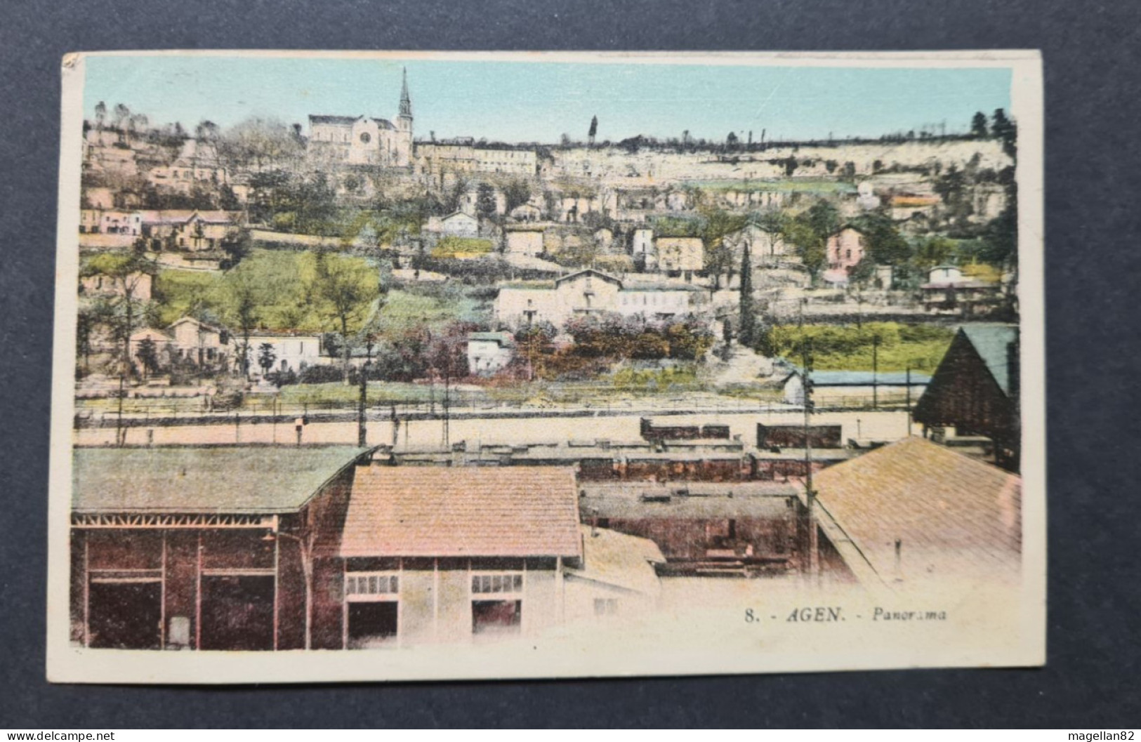 Cpa. Agen. Lot & Garonne. Panorama Sur La Gare Et Faubourg Et Les Côteaux De L'hermitage - Agen