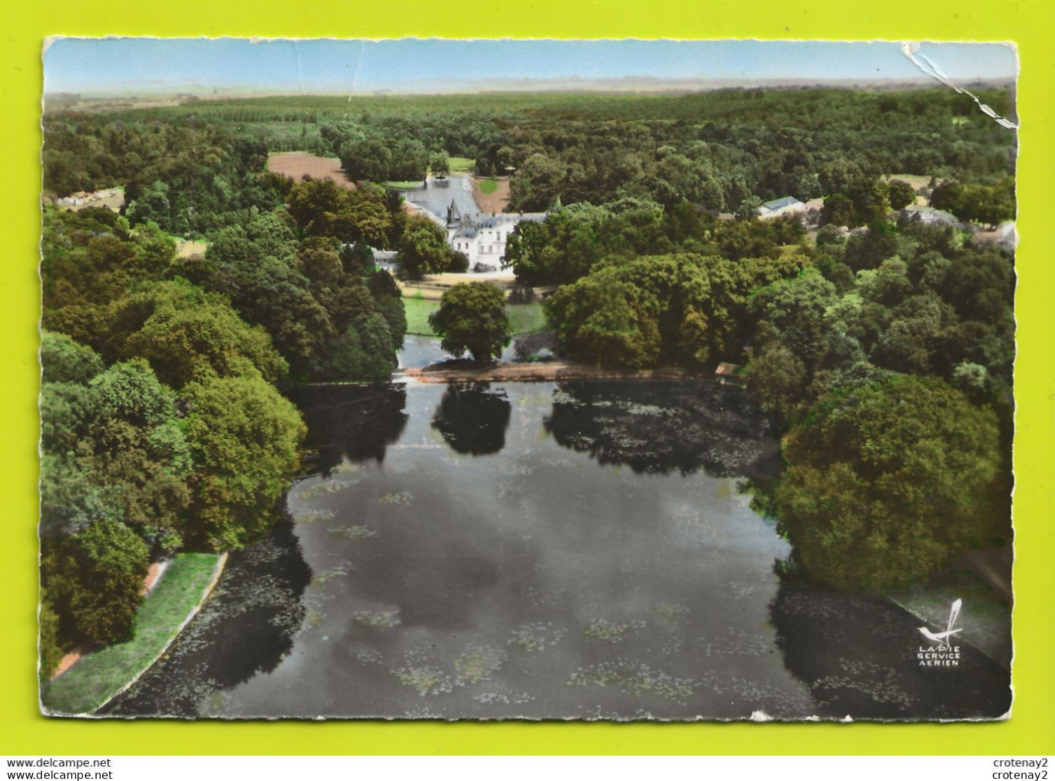 60 En Avion Au Dessus De ERMENONVILLE N°3 Le Château Et L'Etang VOIR DOS - Ermenonville