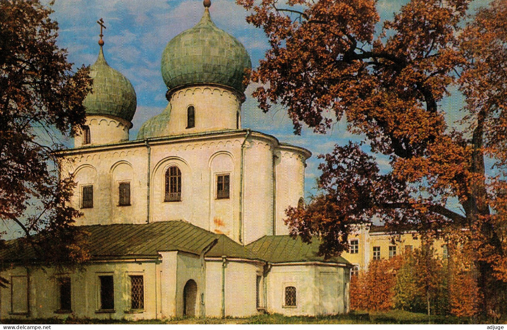 CPM- NOVGOROD -Cathédrale De La Nativité-de-la-Sainte-Vierge Du Monastère St.-Antoine  TBE*  Cf. Scans * - Russie