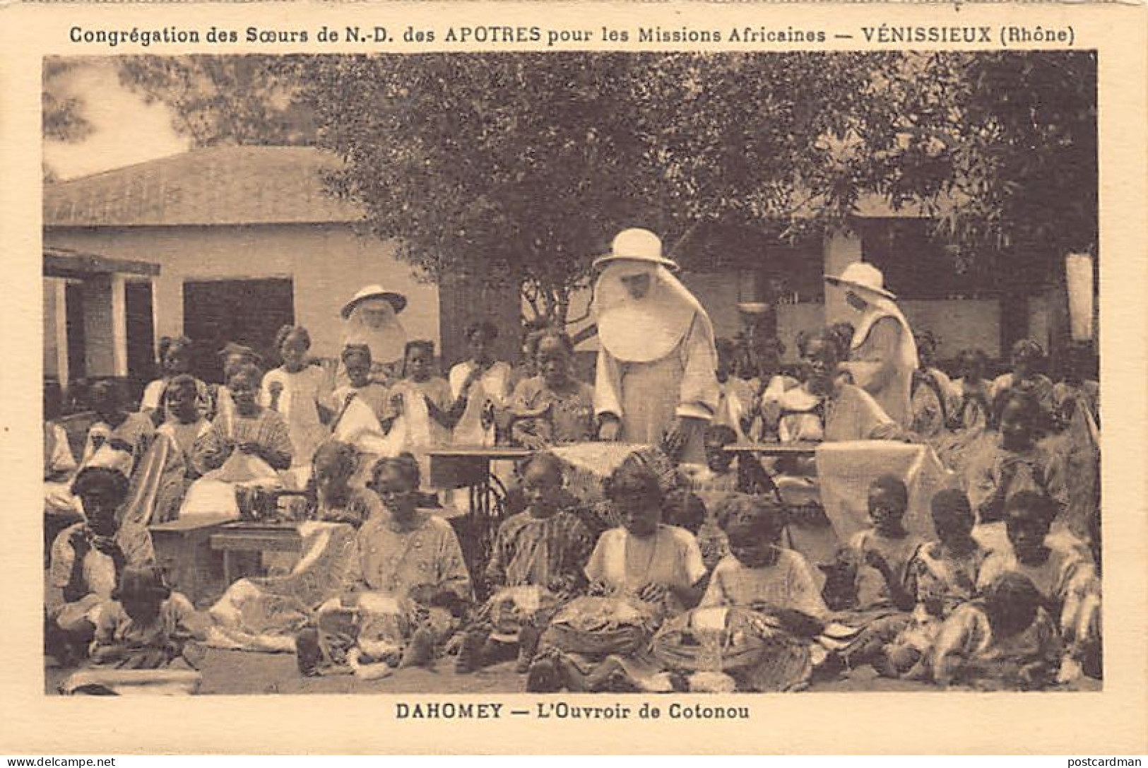 Bénin - L'ouvroir De Cotonou - Ed. Soeurs Missionnaires De Notre-Dame Des Apôtres De Vénissieux (France)  - Benin