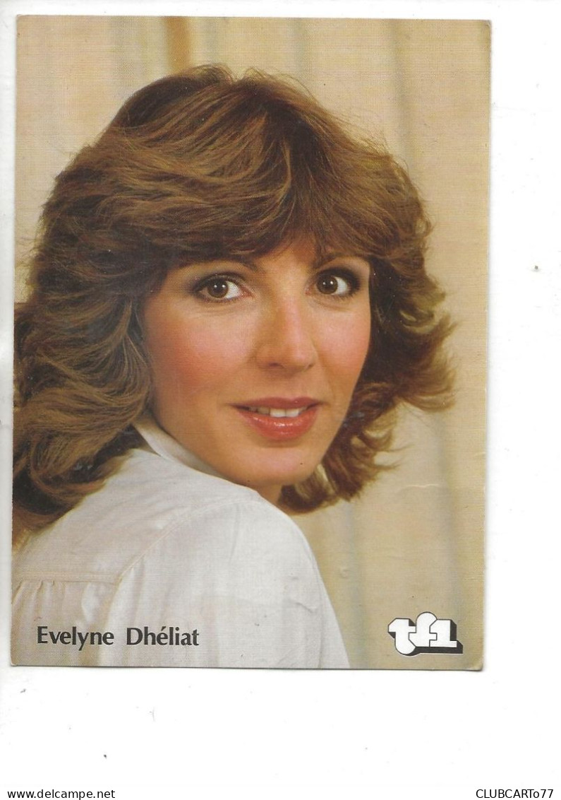 Evelyne Dhéliat (Spectacle, Artiste) : Portrait  En 1970 (animée) GF. - Artistes