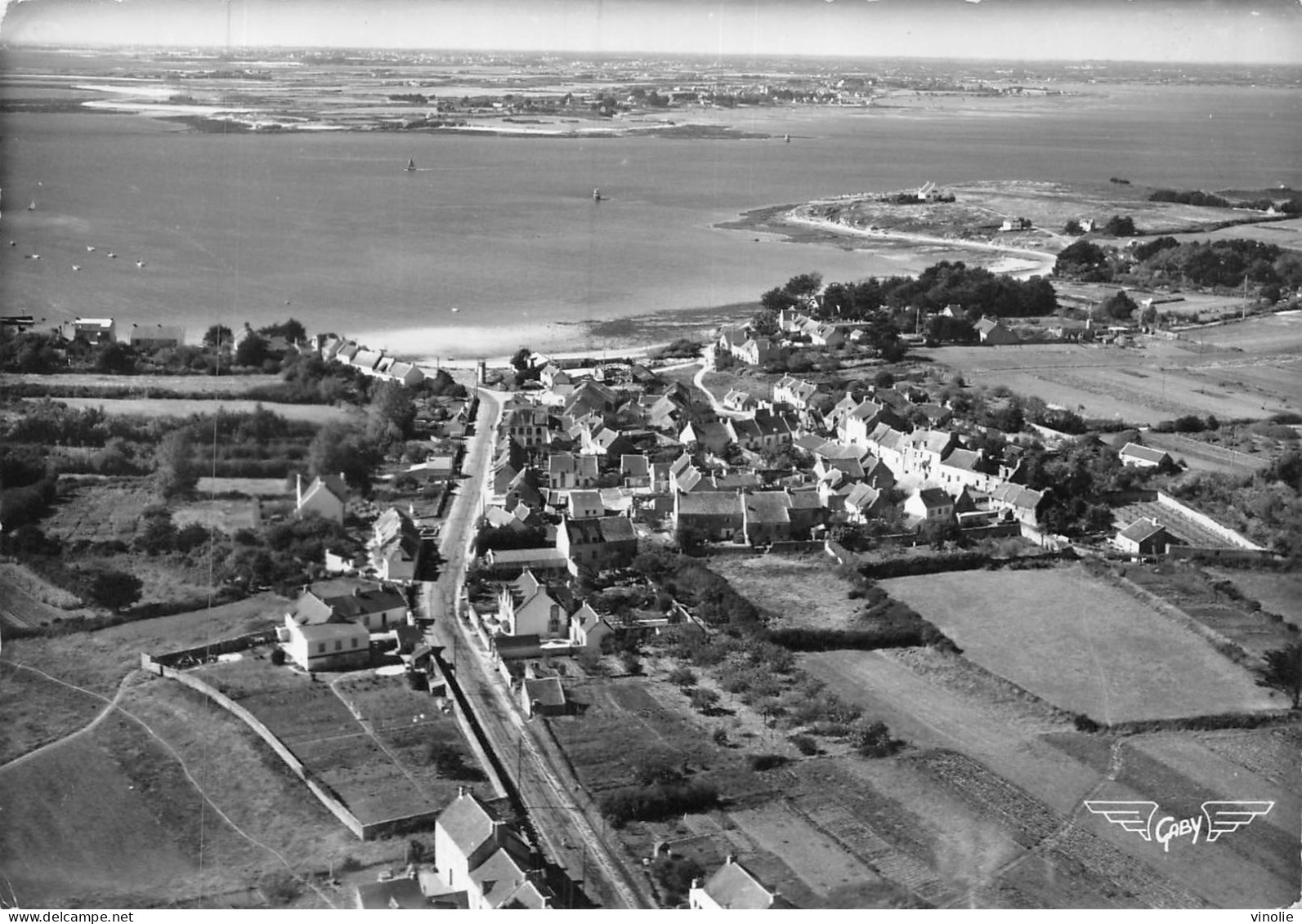 P-24-Mi-Is-2443 : VUE AERIENNE. PORT-NAVALO - Arzon