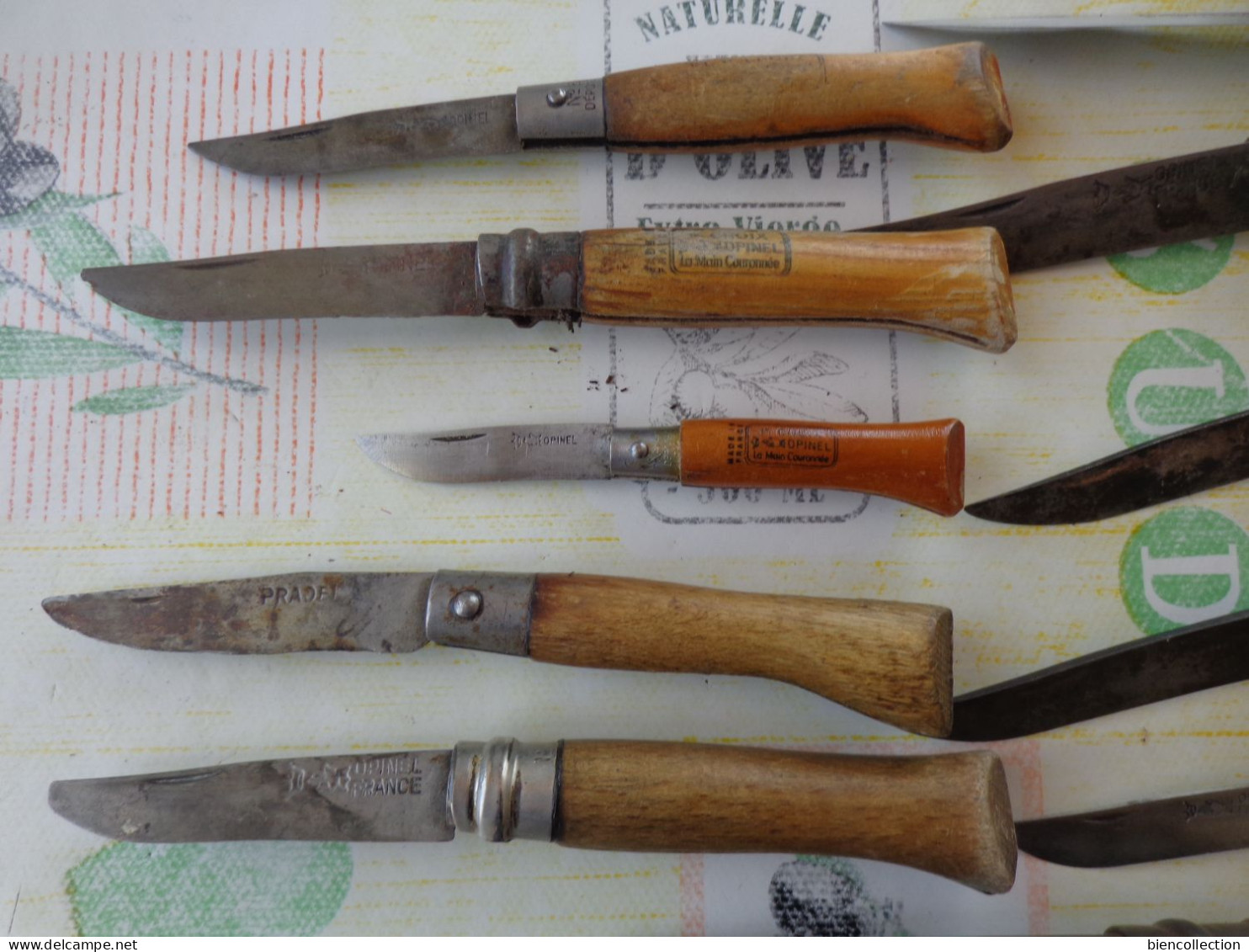 Lot De 19 Couteaux OPINEL , Certains Très Anciens , - Couteaux