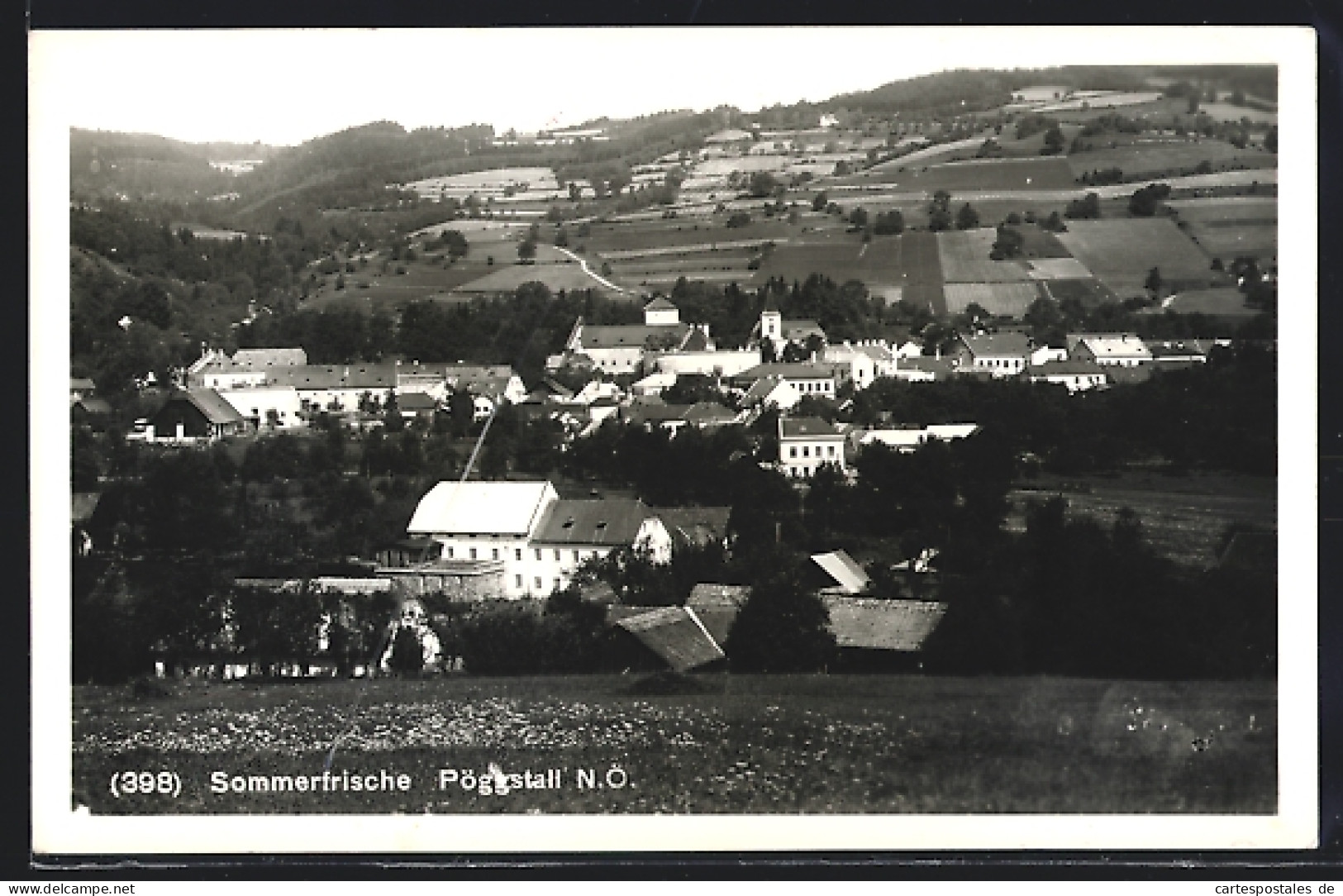 AK Pöggstall /N. Ö., Ortsansicht Mit Blick Auf Felder  - Autres & Non Classés