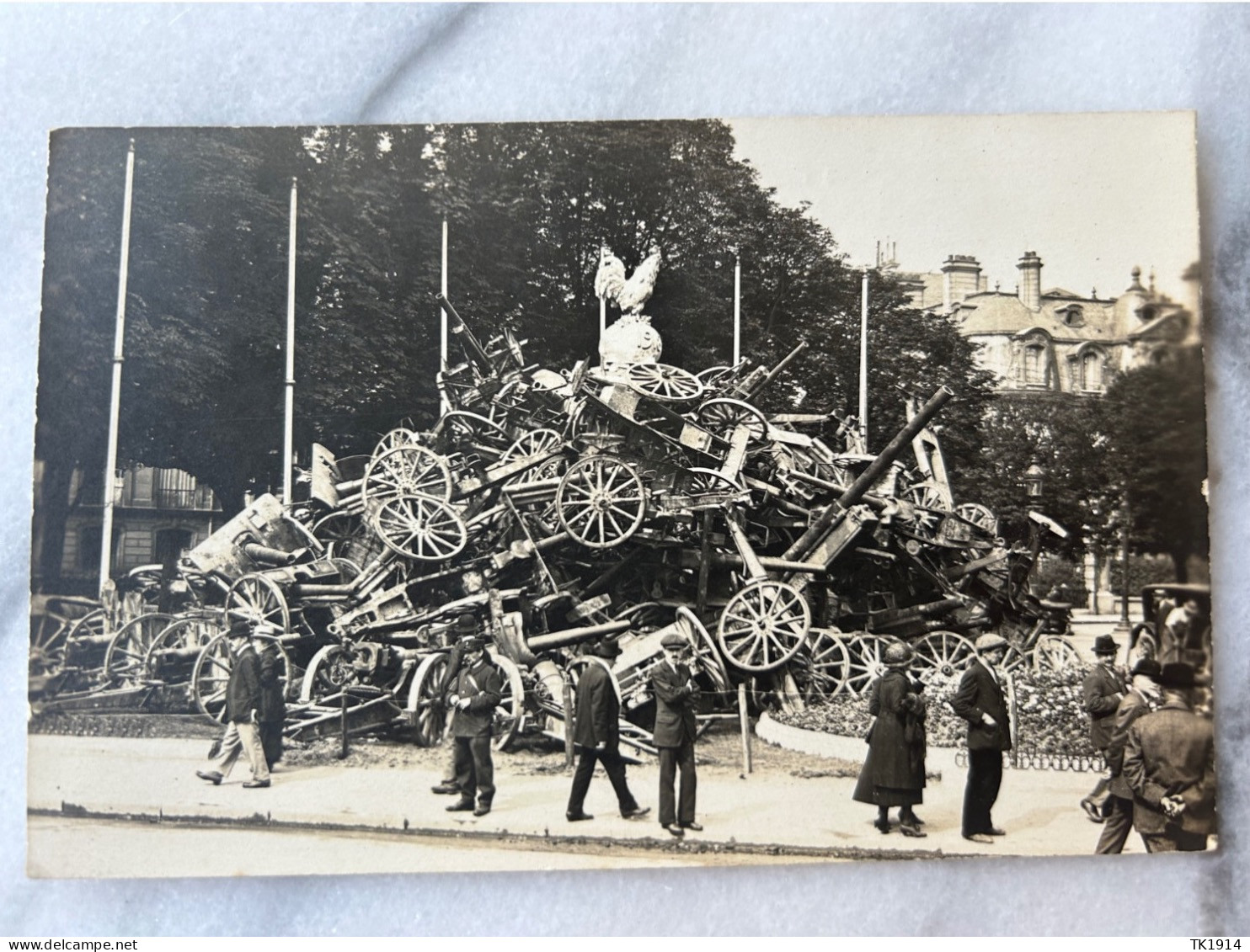 Photo Carte Kriegsbeute Canons Victoire Decile De La Victoire - Guerre 1914-18