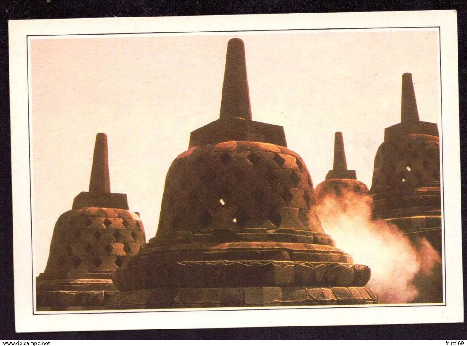 AK 212303 INDONESIA - Java - Der Tempel Borobudur - Indonésie